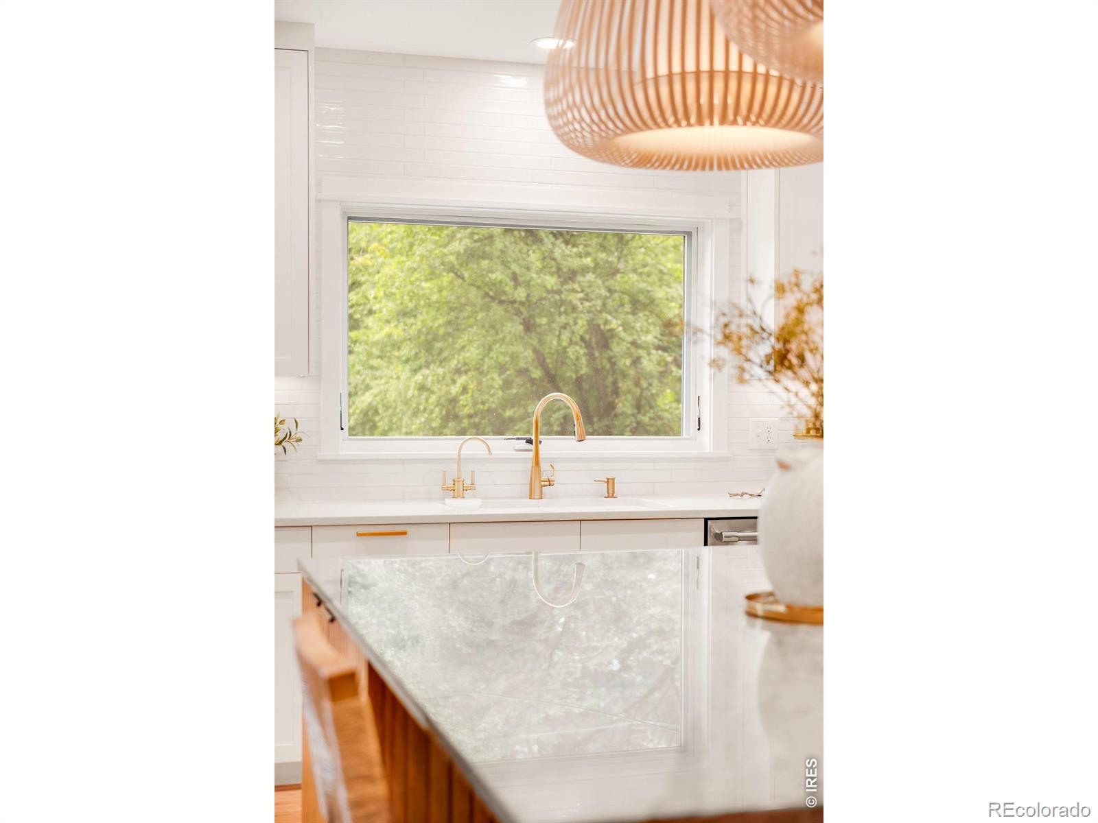 MLS Image #14 for 3045  ohm way,denver, Colorado