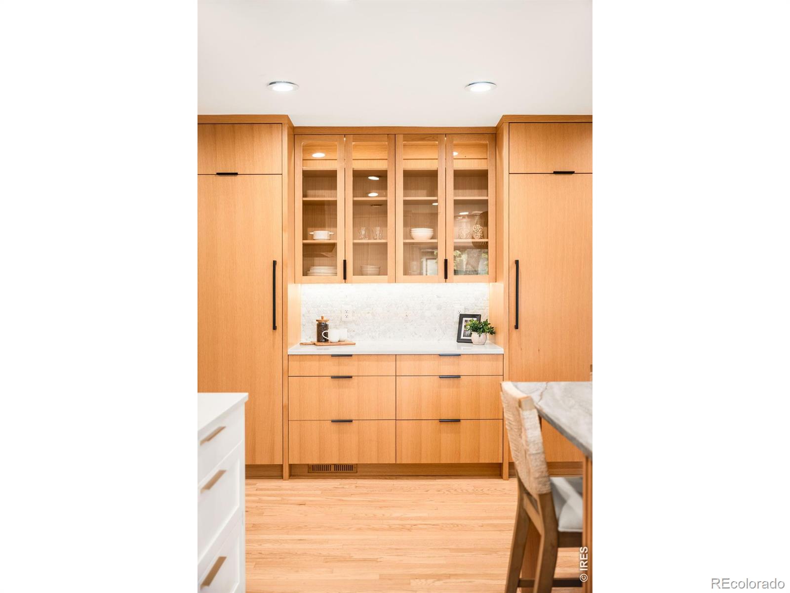MLS Image #19 for 3045  ohm way,denver, Colorado