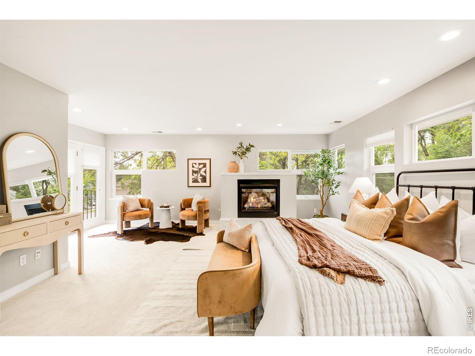 MLS Image #28 for 3045  ohm way,denver, Colorado
