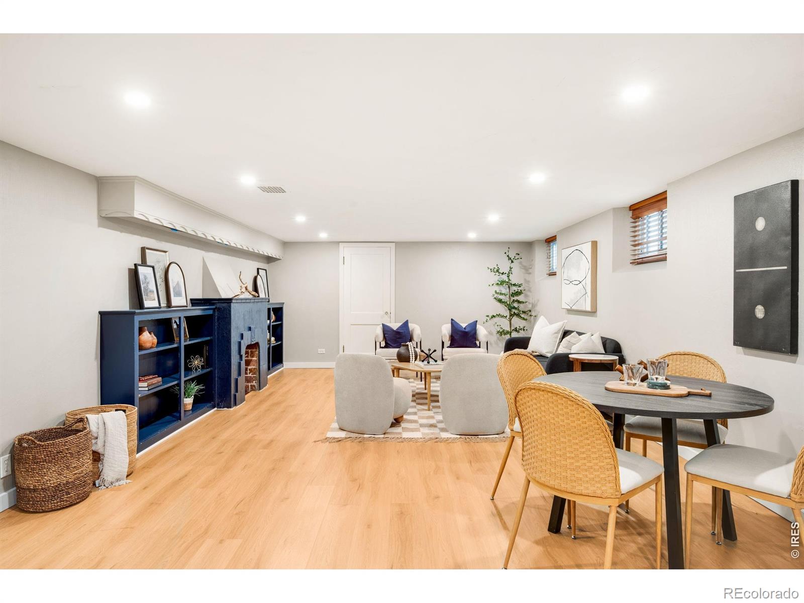 MLS Image #41 for 3045  ohm way,denver, Colorado