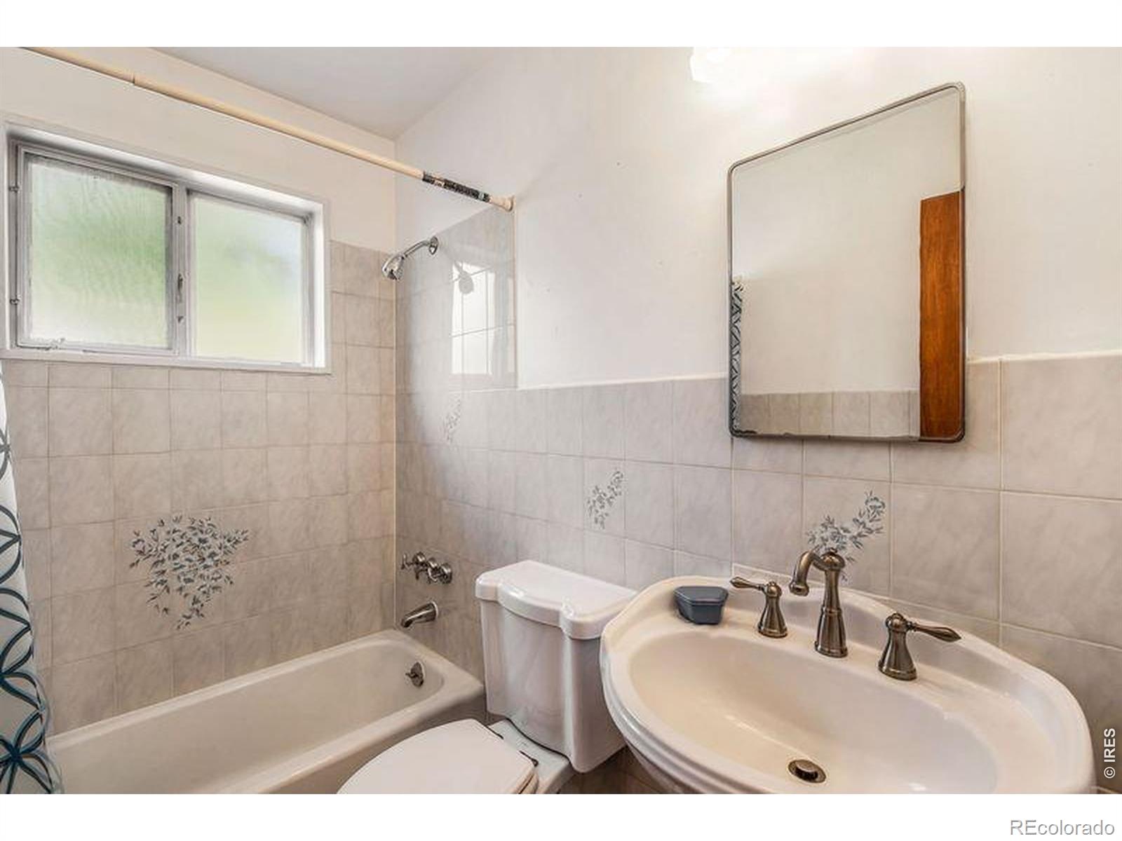 MLS Image #6 for 7270  raritan street,denver, Colorado