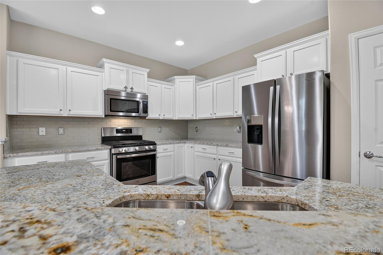 MLS Image #12 for 16015  meeker way,broomfield, Colorado