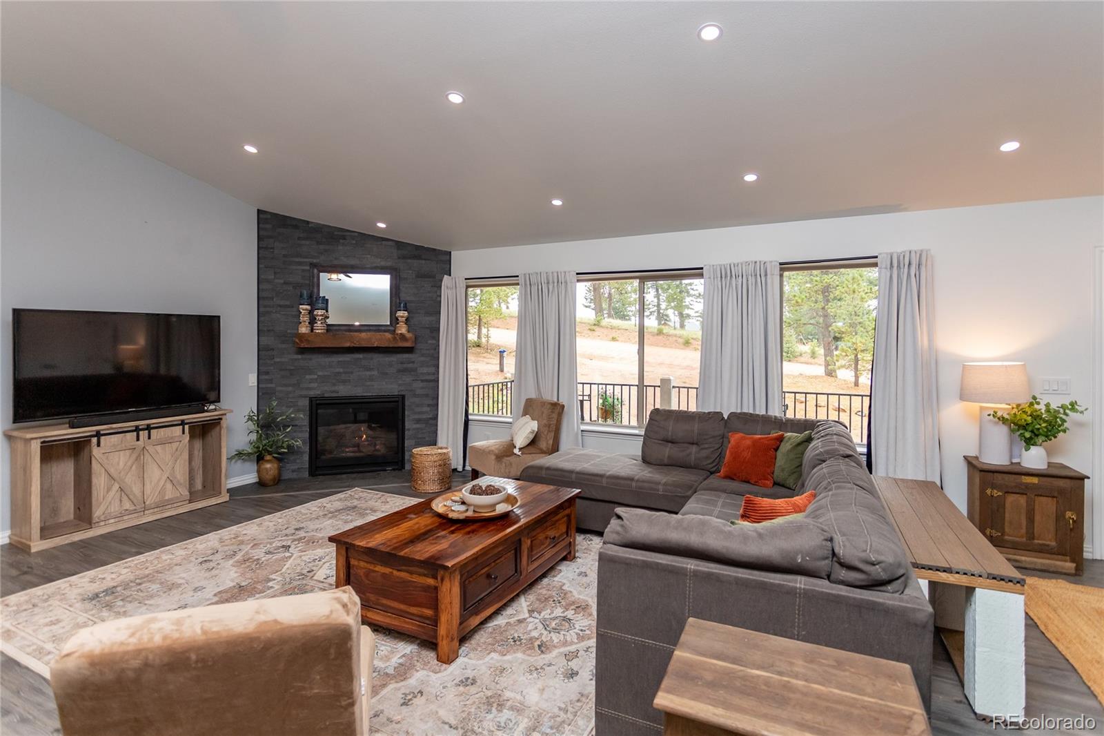 MLS Image #4 for 1427 n mountain estates road,florissant, Colorado