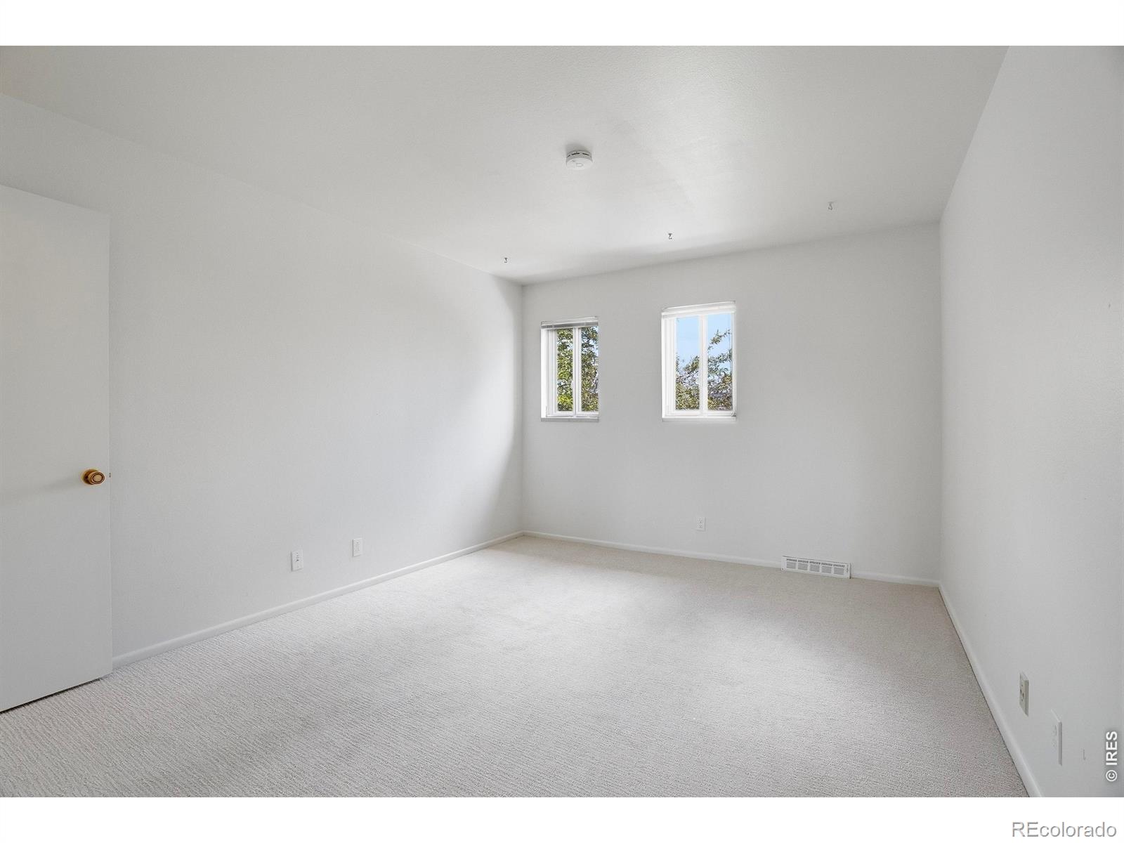MLS Image #11 for 1466  greenbriar boulevard,boulder, Colorado