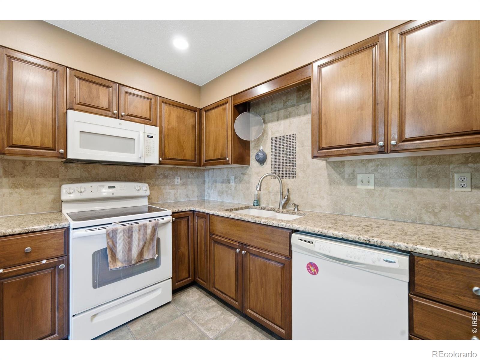 MLS Image #12 for 3906 w 22nd street,greeley, Colorado