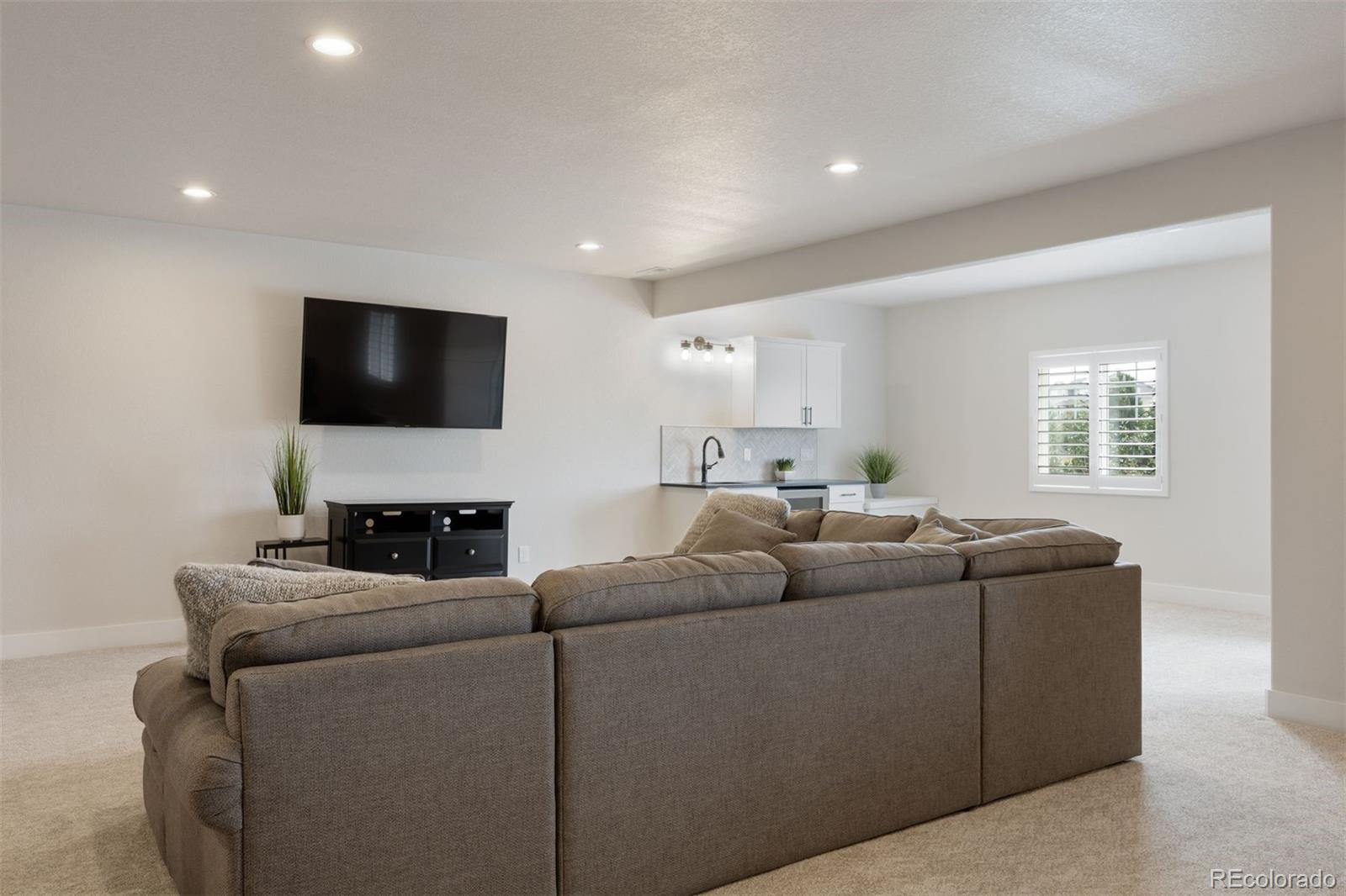 MLS Image #29 for 8015 s vandriver way,aurora, Colorado