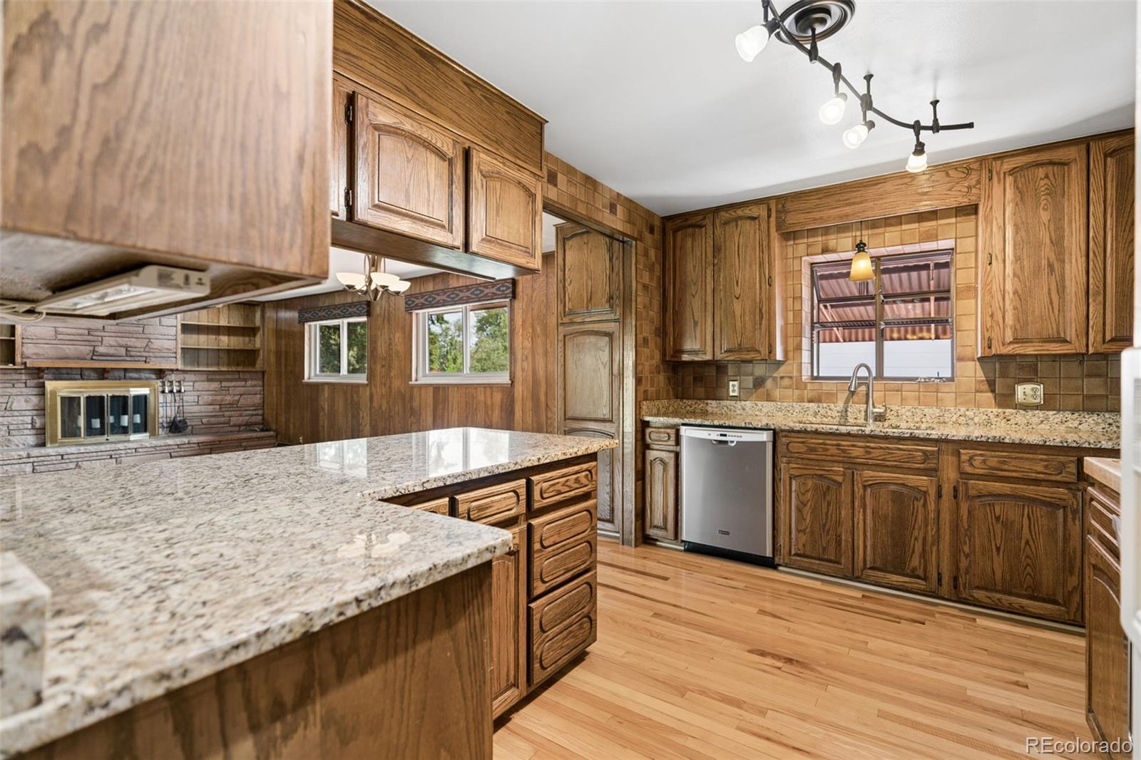 MLS Image #7 for 7830  bradburn boulevard,westminster, Colorado
