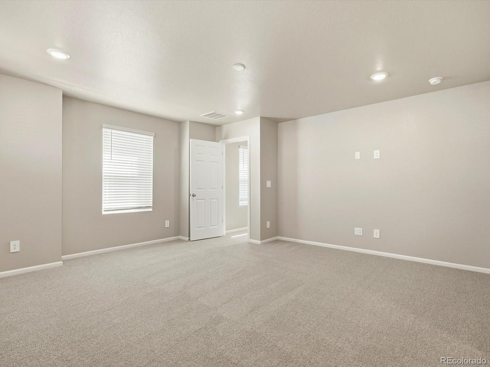 MLS Image #15 for 9224  sedalia street,commerce city, Colorado