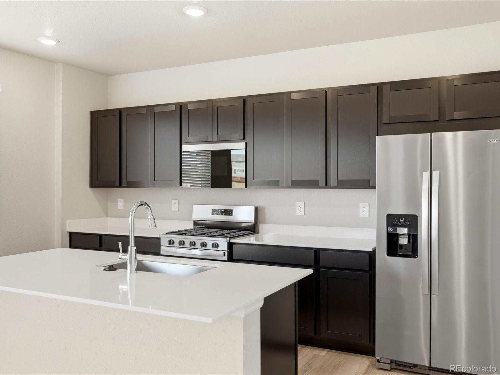 MLS Image #7 for 9224  sedalia street,commerce city, Colorado