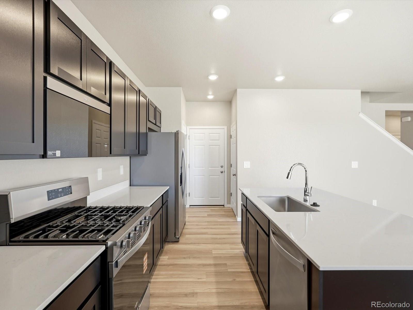 MLS Image #8 for 9224  sedalia street,commerce city, Colorado