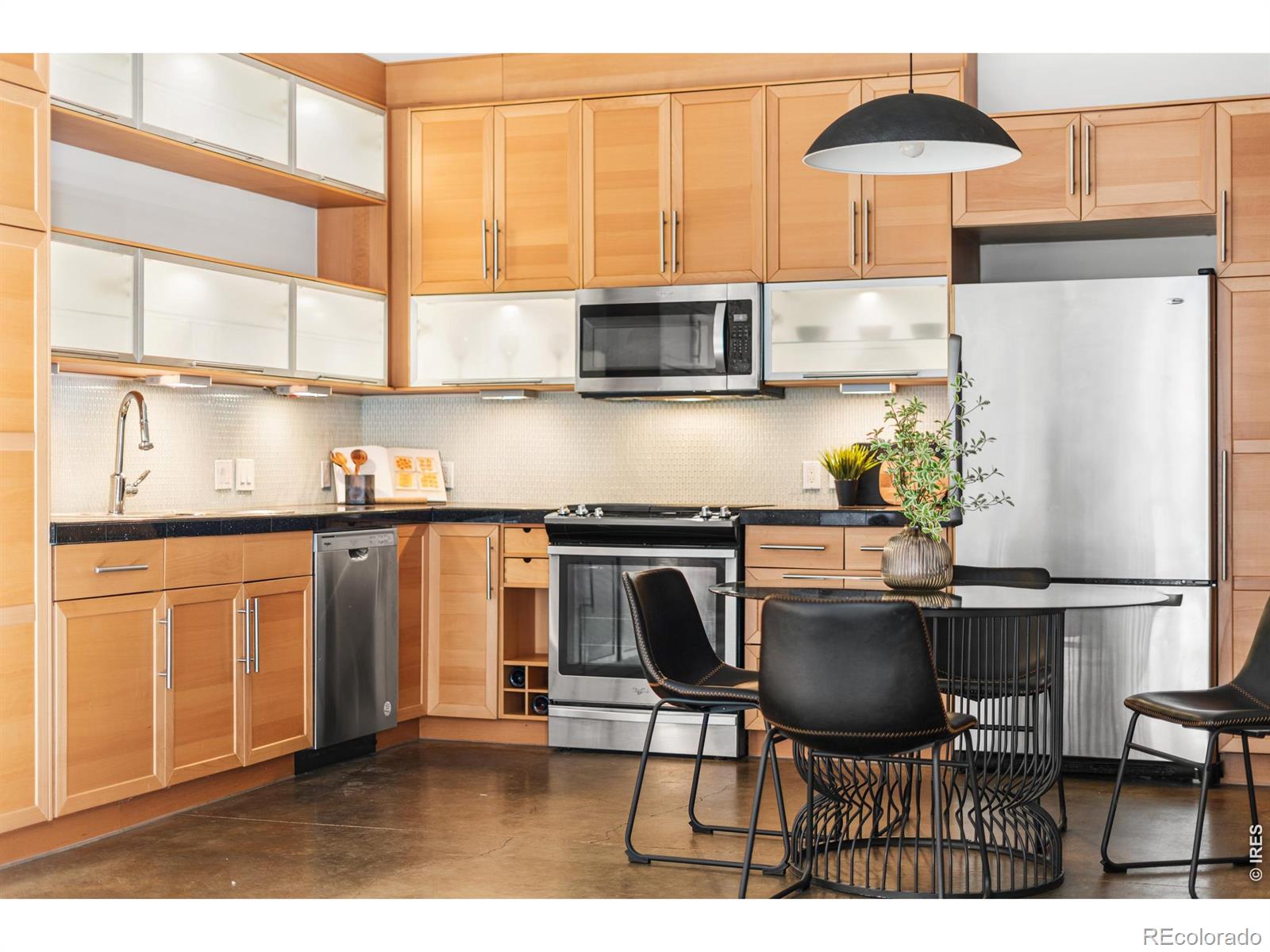 MLS Image #11 for 2501  grove street,denver, Colorado