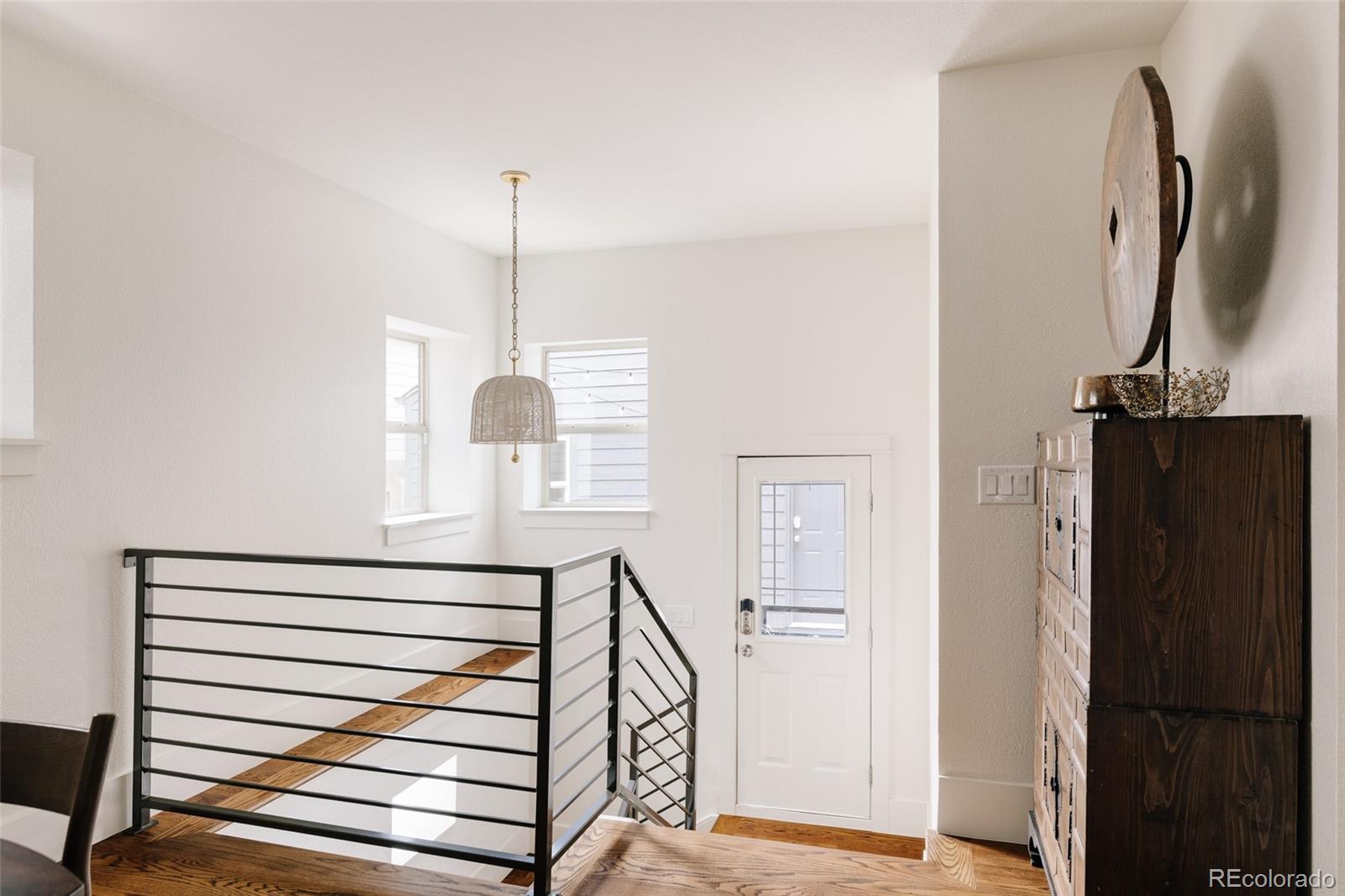 MLS Image #15 for 745 s york street,denver, Colorado