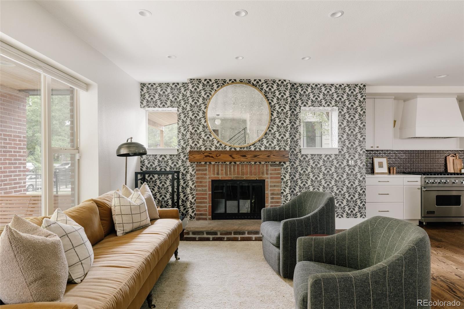 MLS Image #2 for 745 s york street,denver, Colorado