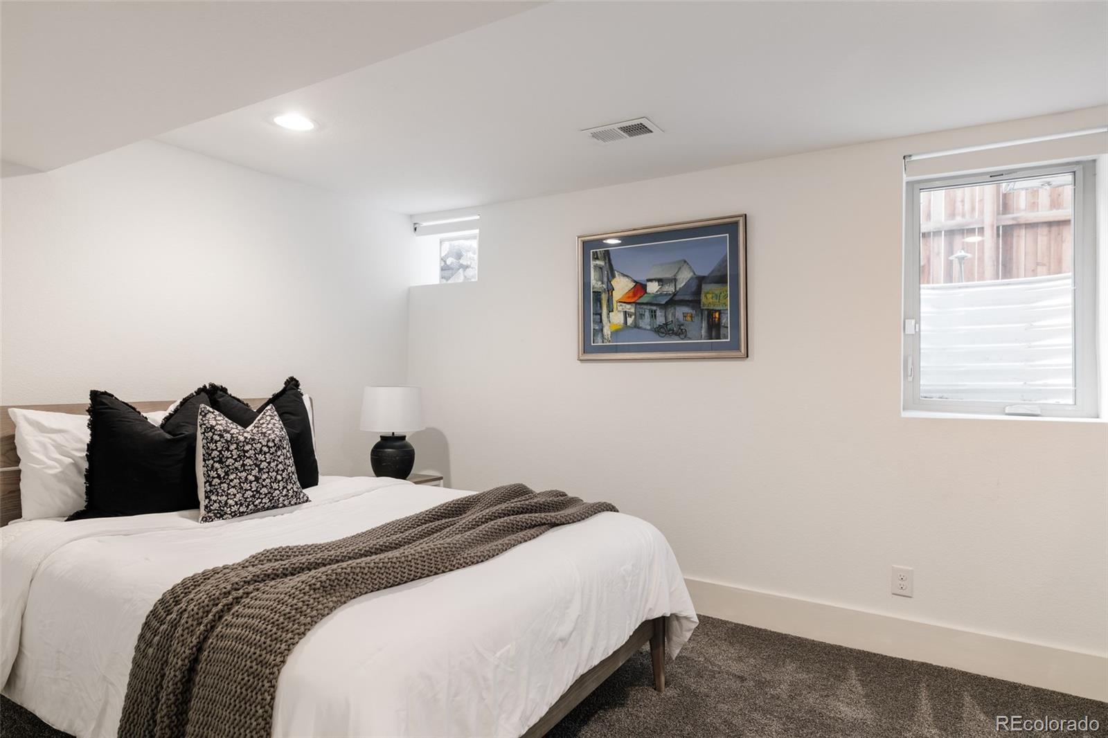 MLS Image #39 for 745 s york street,denver, Colorado