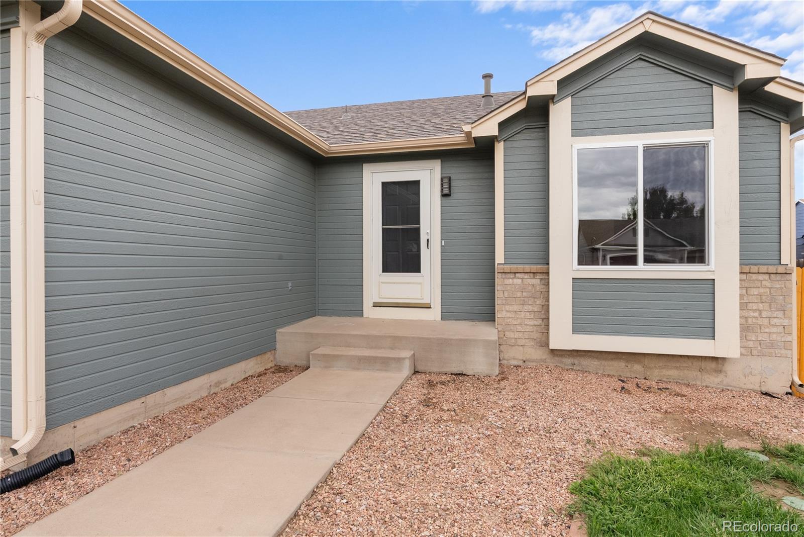 MLS Image #2 for 890  candlestar loop,fountain, Colorado