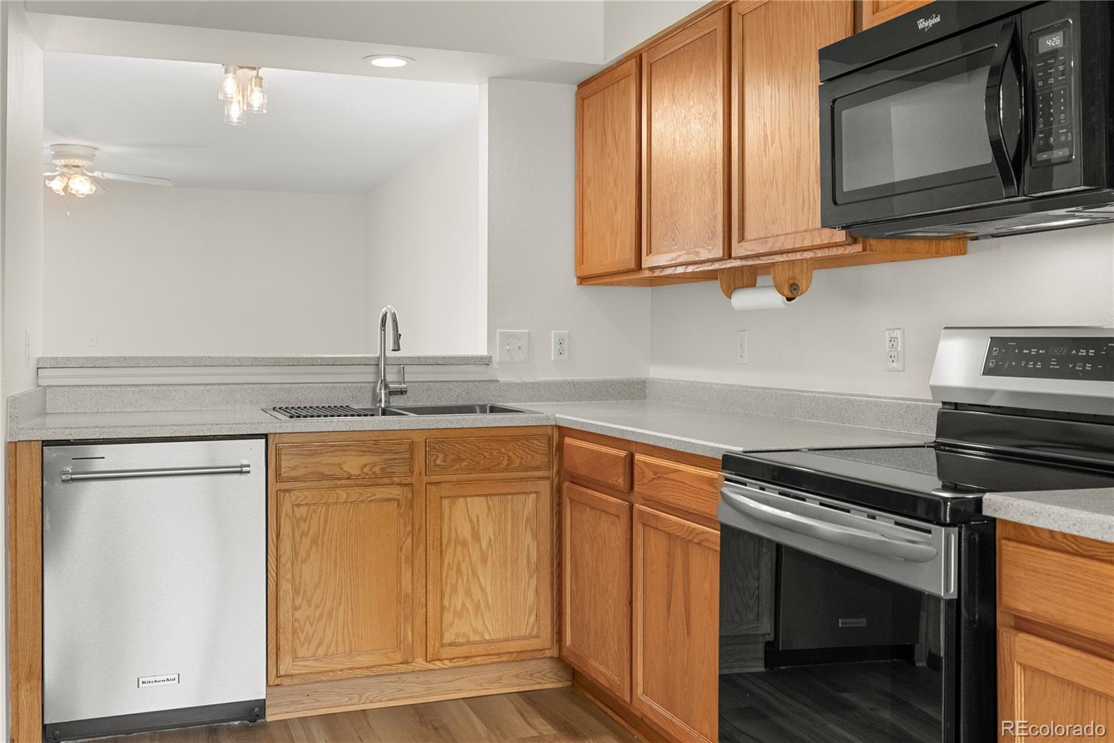 MLS Image #6 for 890  candlestar loop,fountain, Colorado