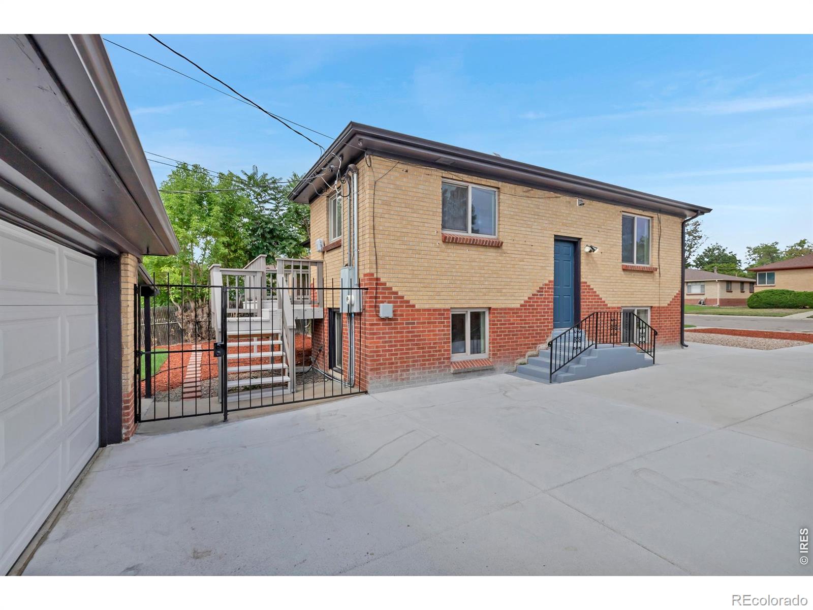 MLS Image #11 for 4823  eaton street,denver, Colorado