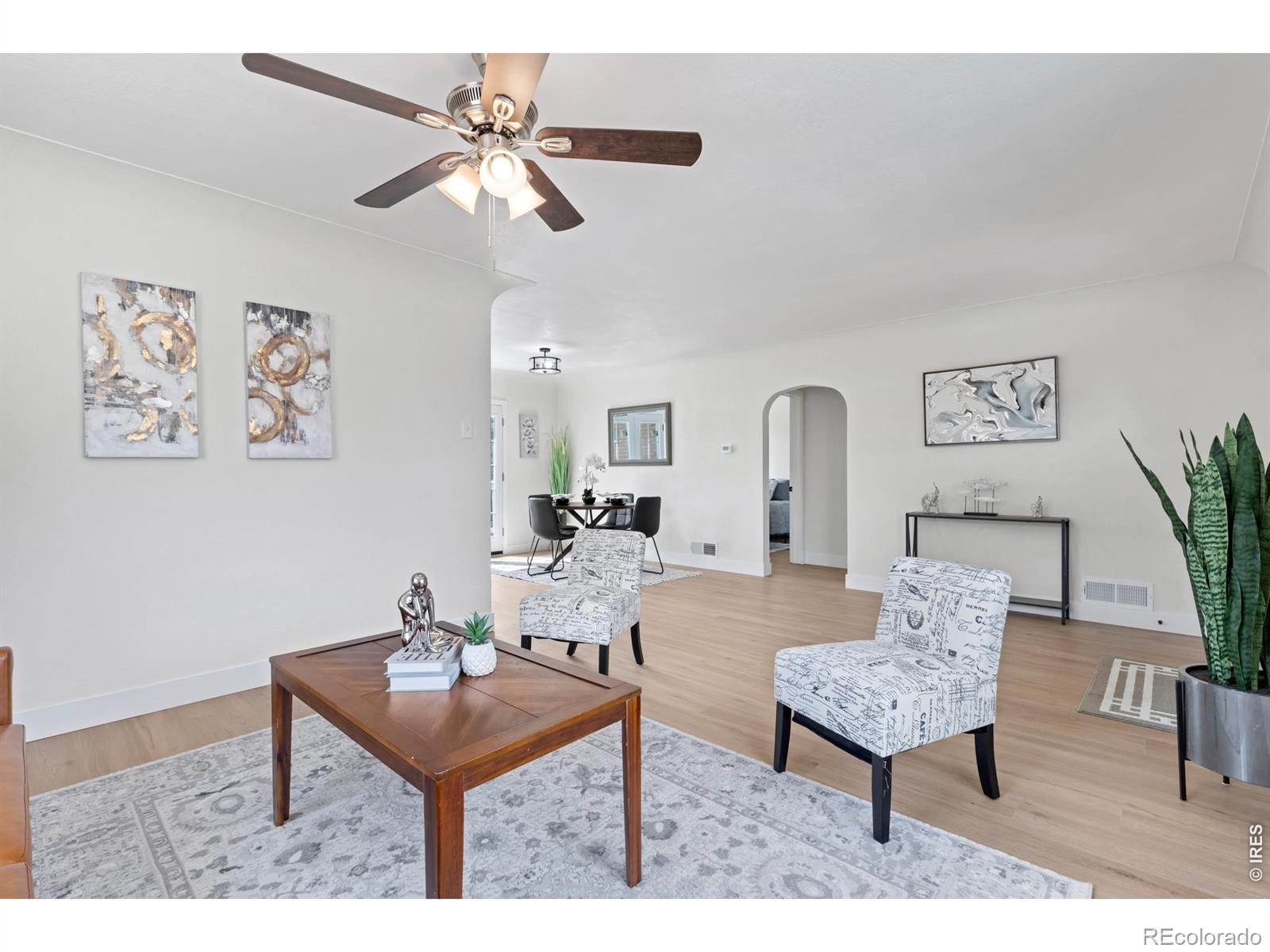 MLS Image #15 for 4823  eaton street,denver, Colorado