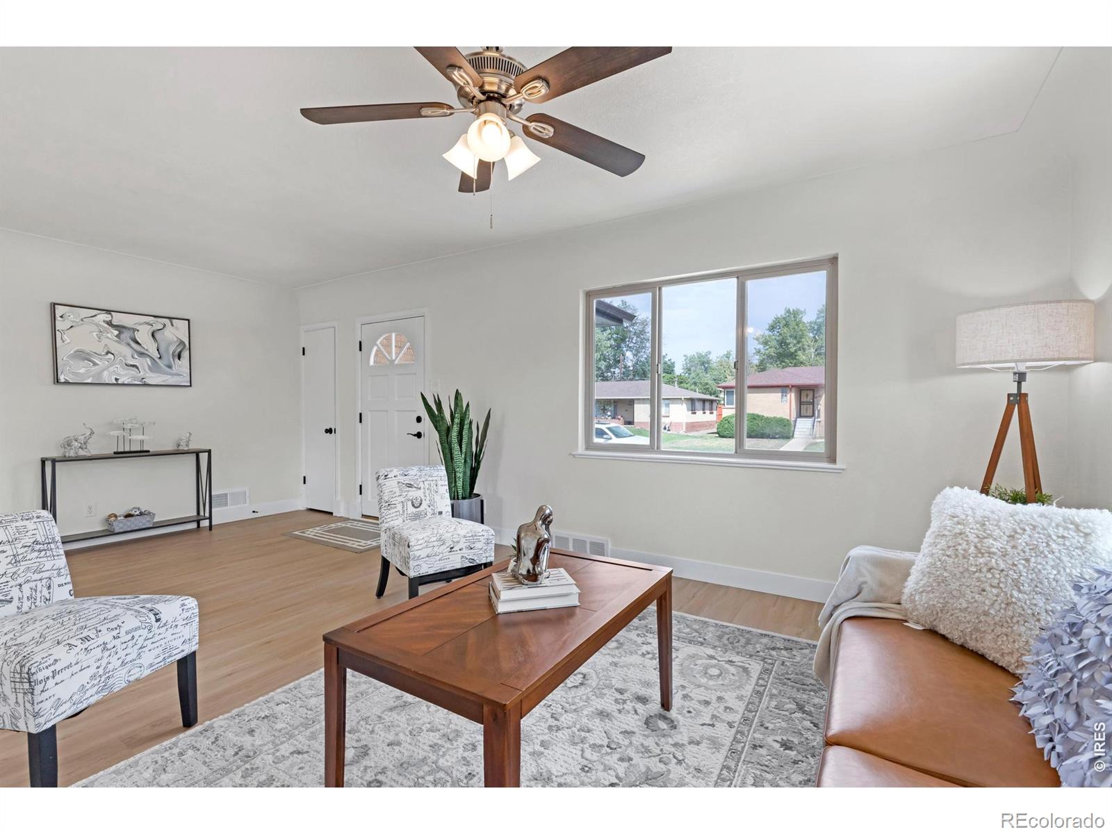 MLS Image #16 for 4823  eaton street,denver, Colorado