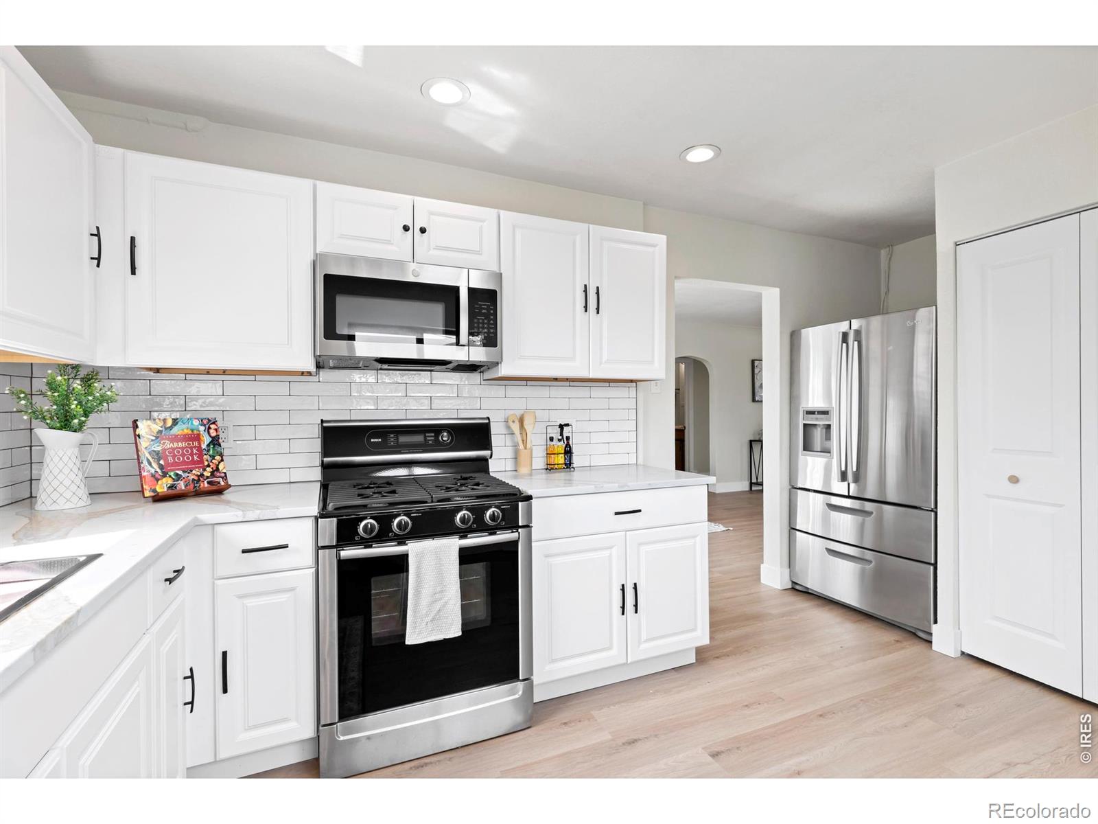 MLS Image #21 for 4823  eaton street,denver, Colorado