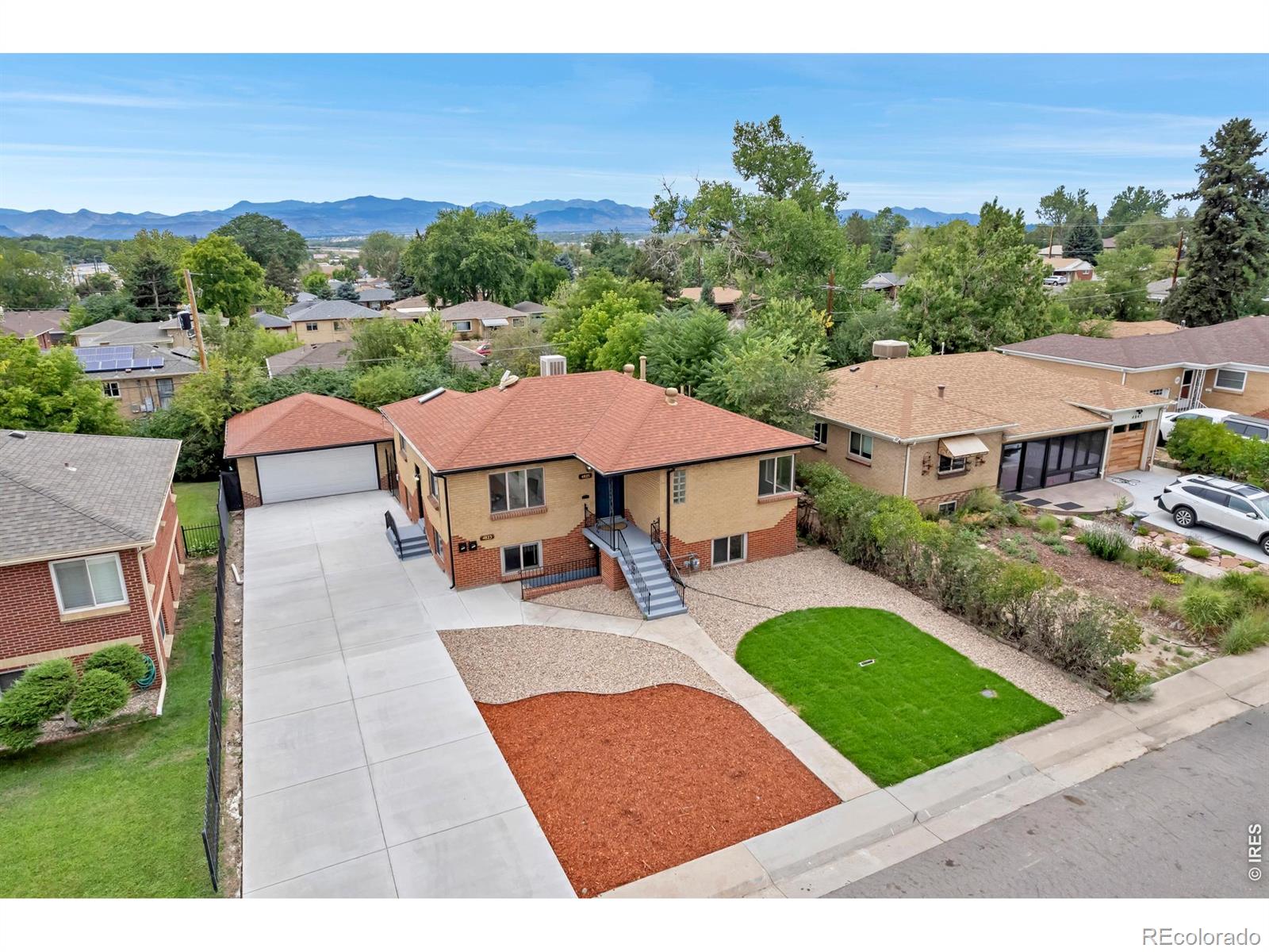 MLS Image #3 for 4823  eaton street,denver, Colorado