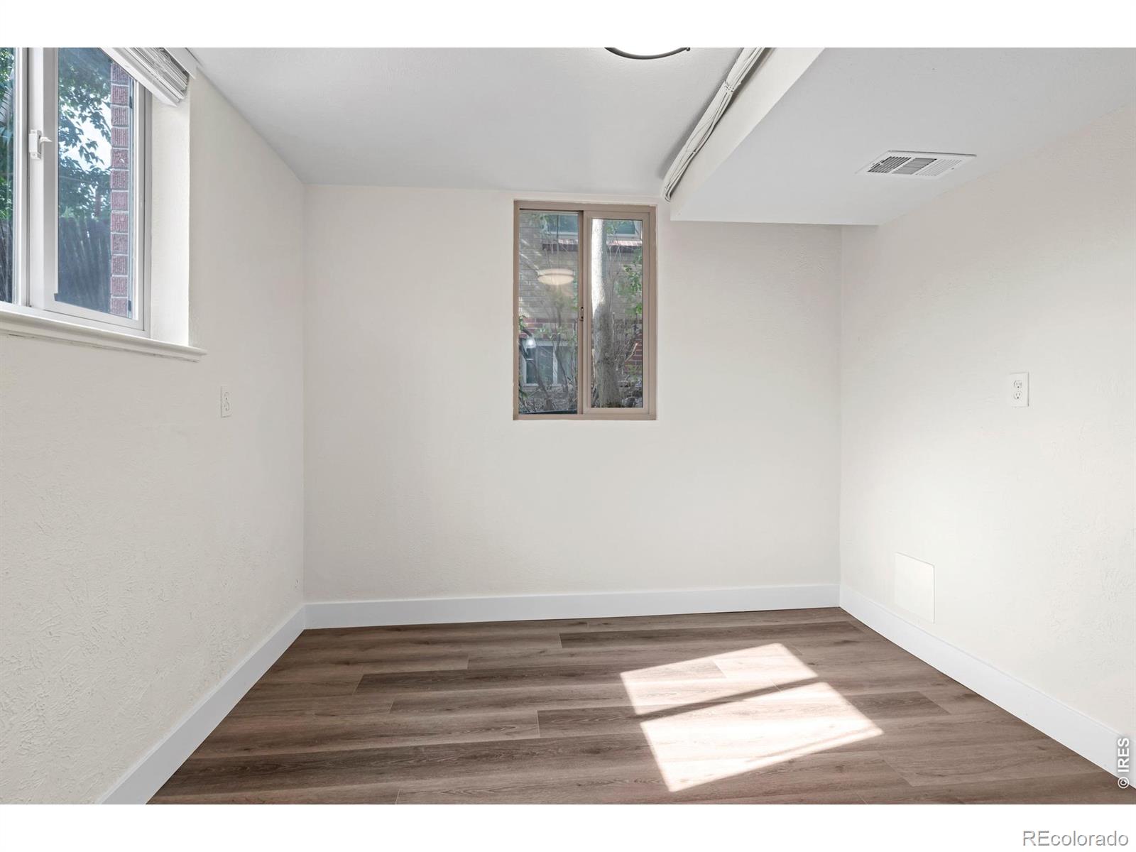 MLS Image #48 for 4823  eaton street,denver, Colorado