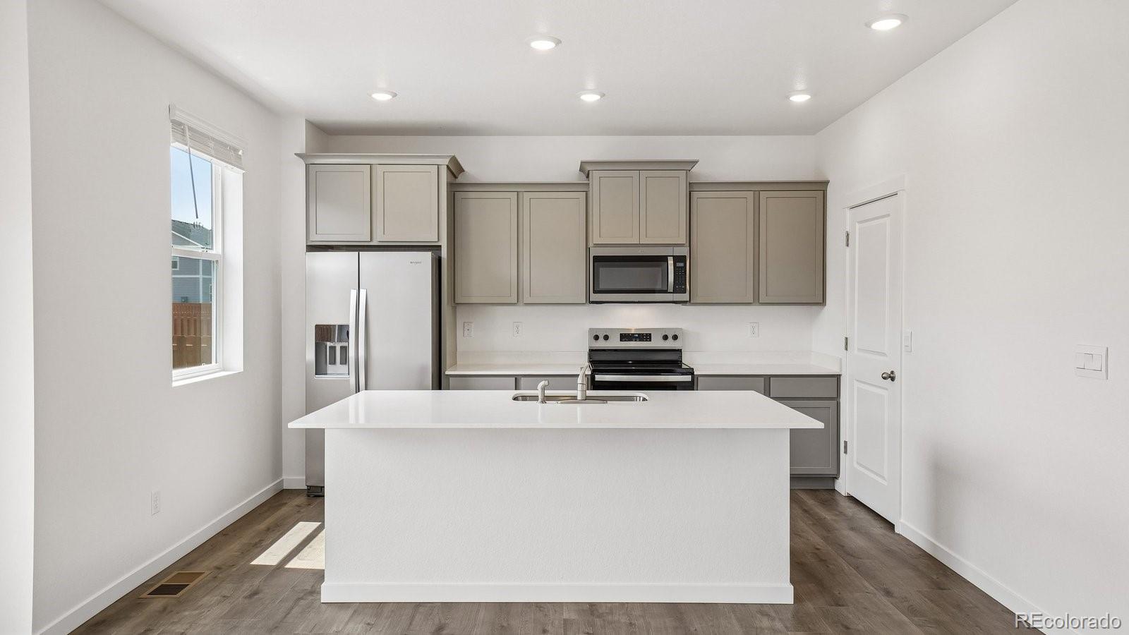 MLS Image #2 for 43113  castle stuart street,elizabeth, Colorado