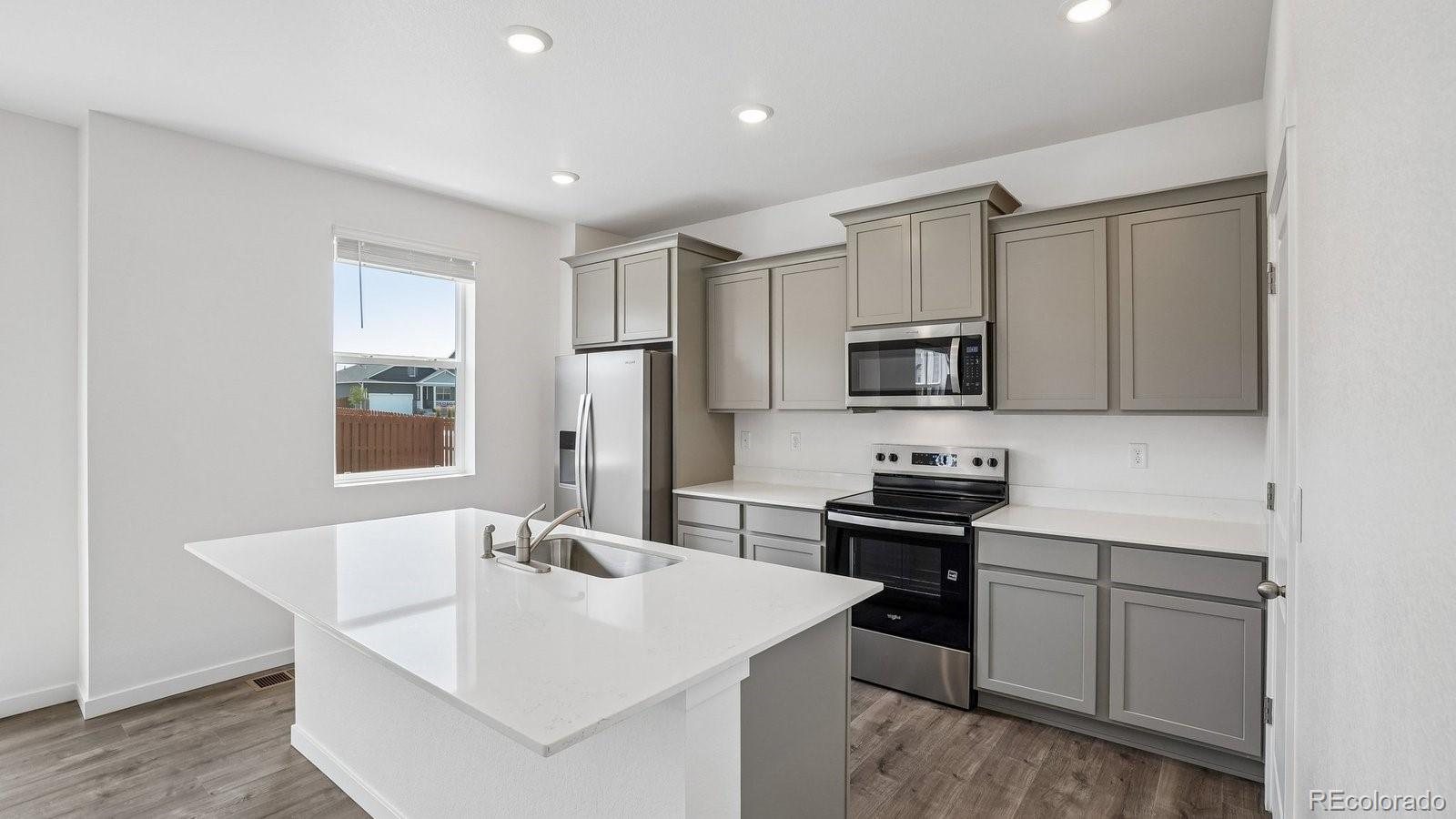 MLS Image #4 for 43113  castle stuart street,elizabeth, Colorado