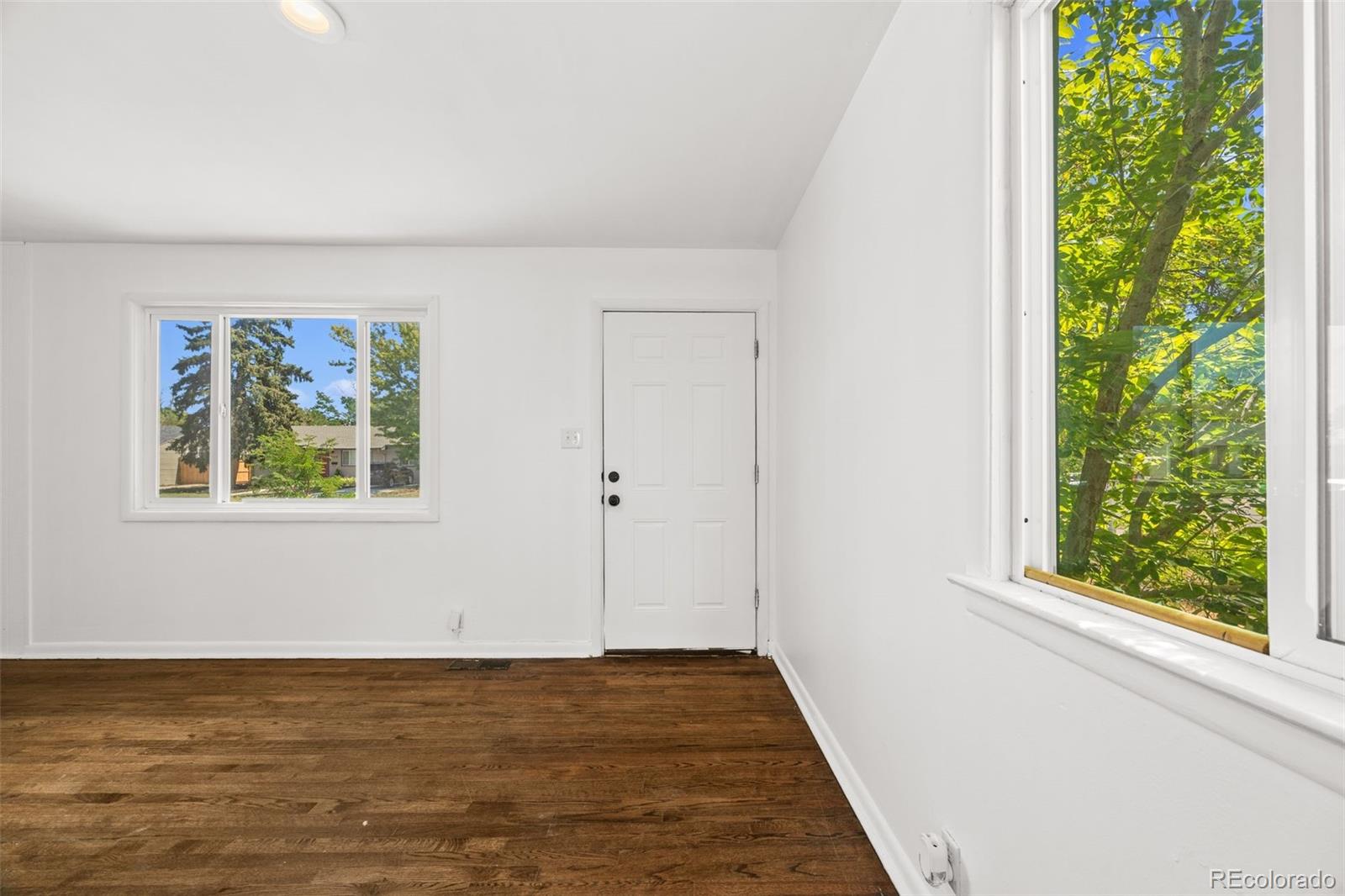 MLS Image #7 for 725  kingston street,aurora, Colorado
