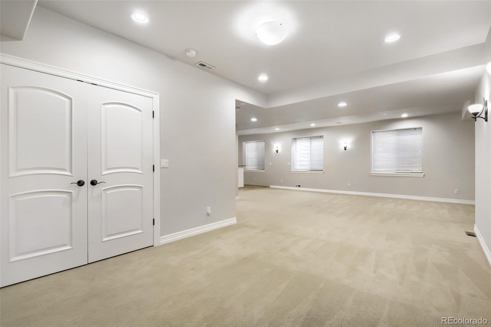 MLS Image #18 for 9889  sunset hill circle,lone tree, Colorado