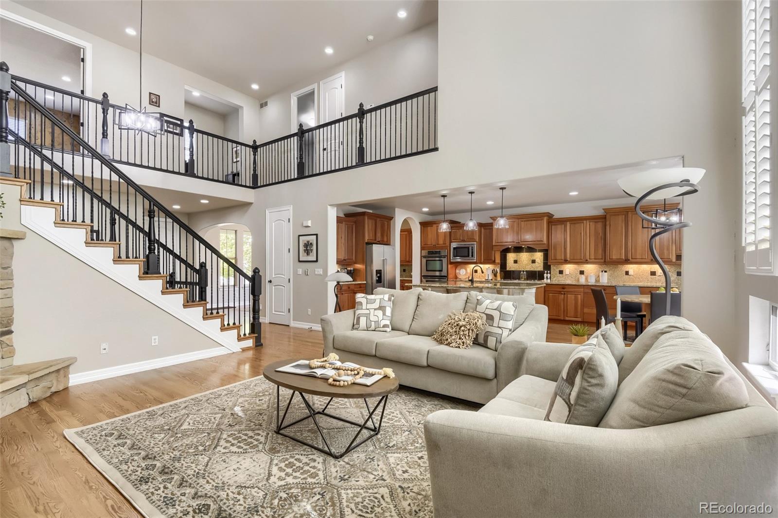 MLS Image #2 for 9889  sunset hill circle,lone tree, Colorado