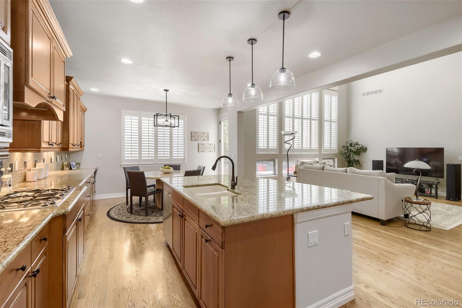 MLS Image #5 for 9889  sunset hill circle,lone tree, Colorado