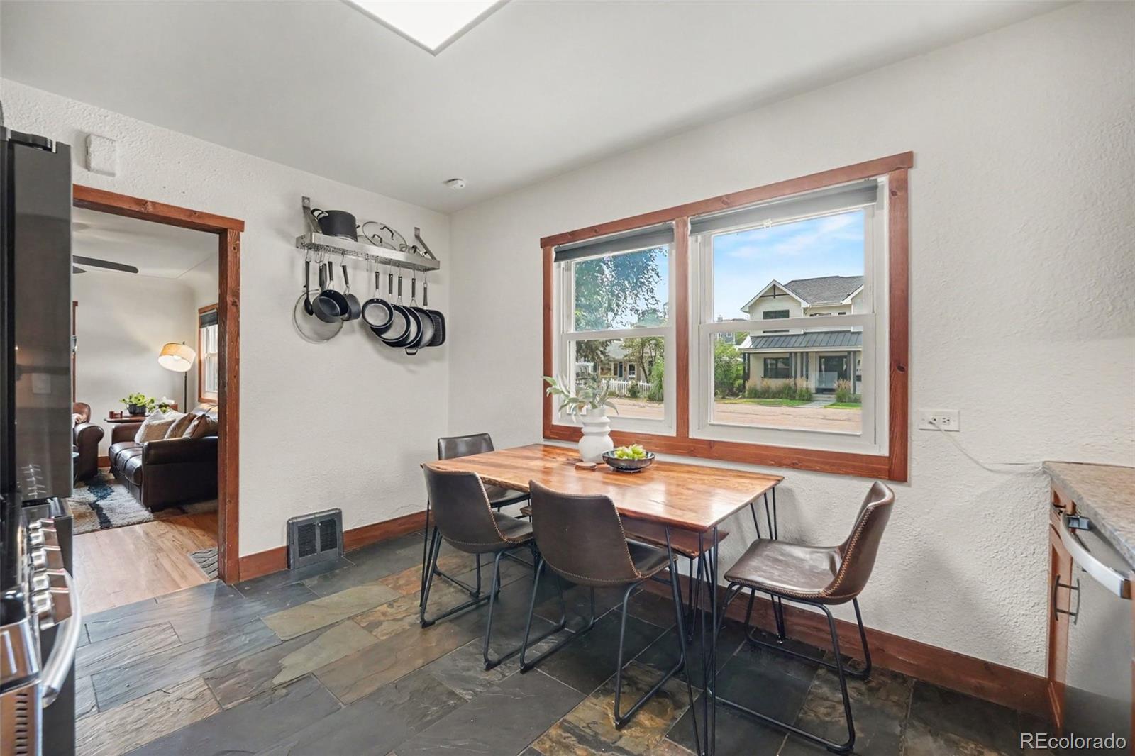 MLS Image #11 for 2636 s pearl street,denver, Colorado