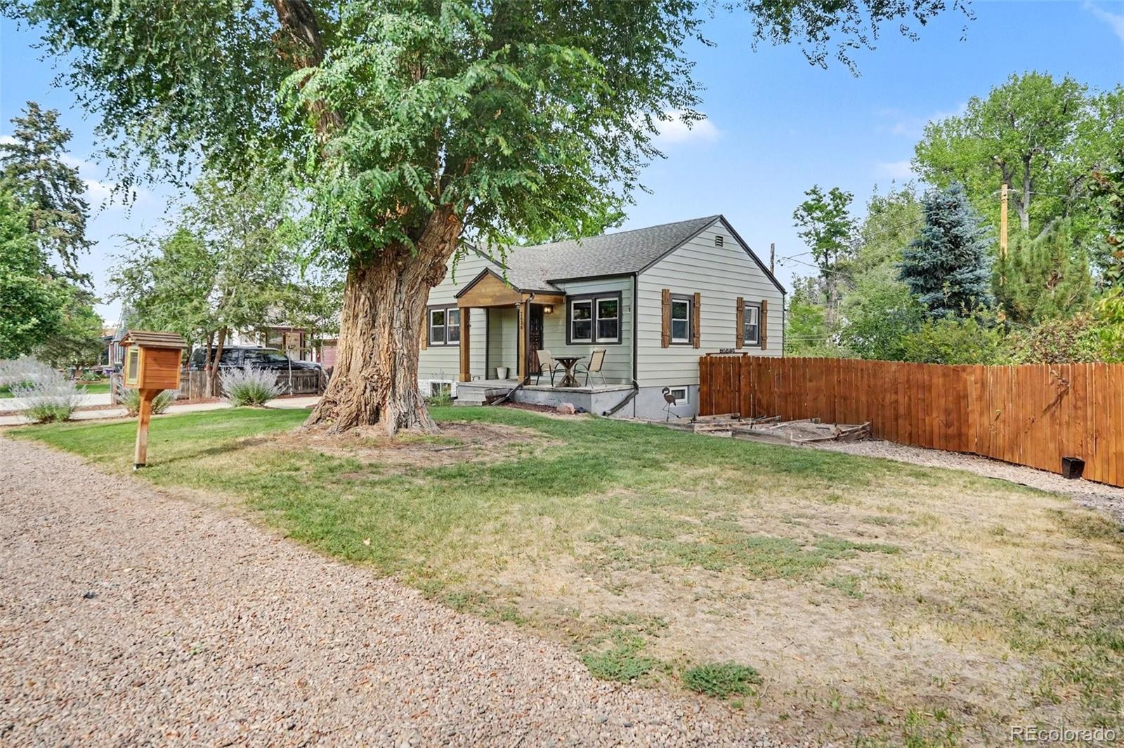 MLS Image #3 for 2636 s pearl street,denver, Colorado