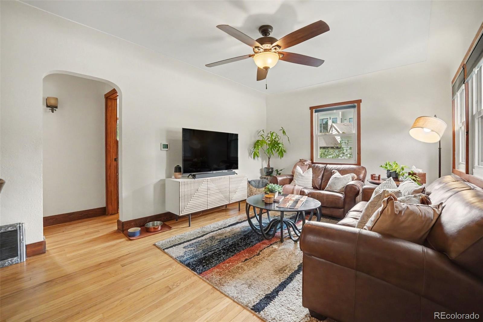 MLS Image #7 for 2636 s pearl street,denver, Colorado