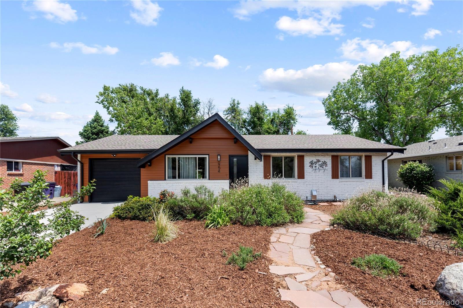 MLS Image #0 for 954 s ivy street,denver, Colorado