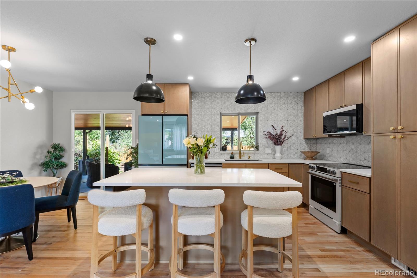 MLS Image #20 for 954 s ivy street,denver, Colorado
