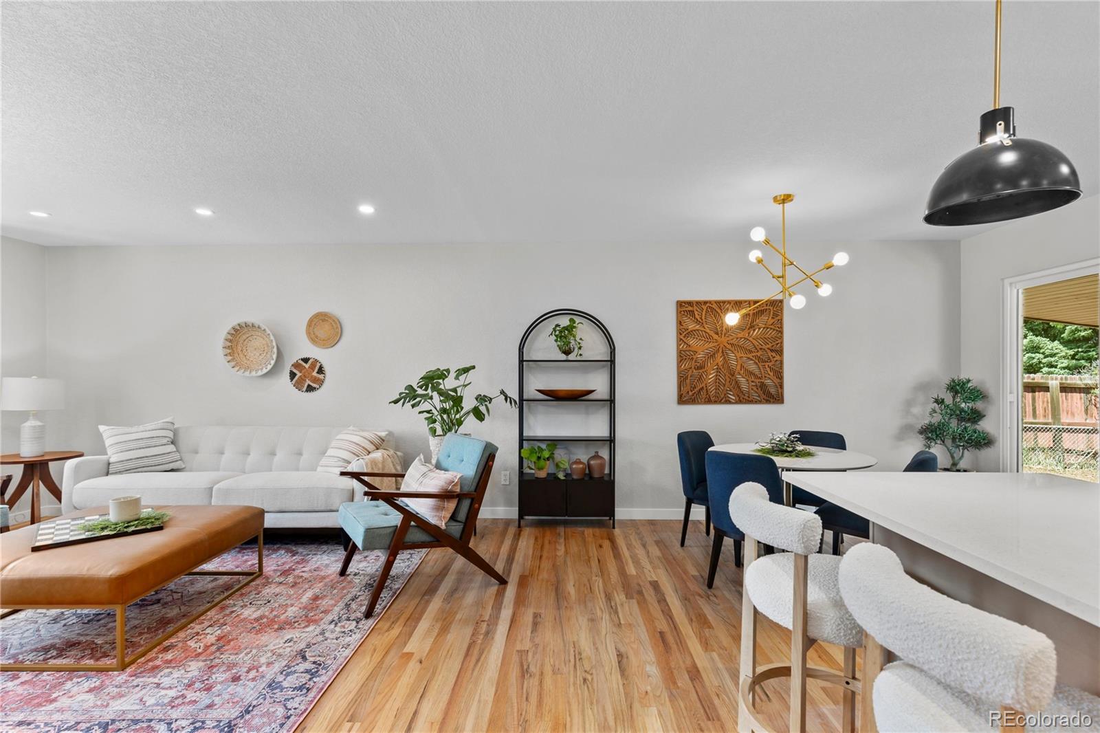 MLS Image #9 for 954 s ivy street,denver, Colorado