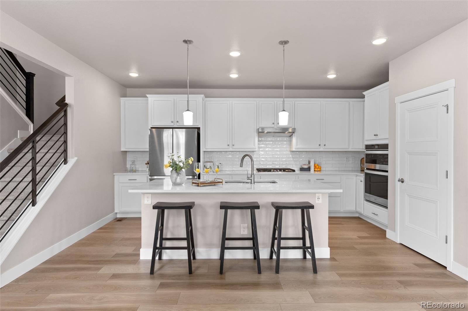 MLS Image #11 for 9751 e 62nd drive,denver, Colorado