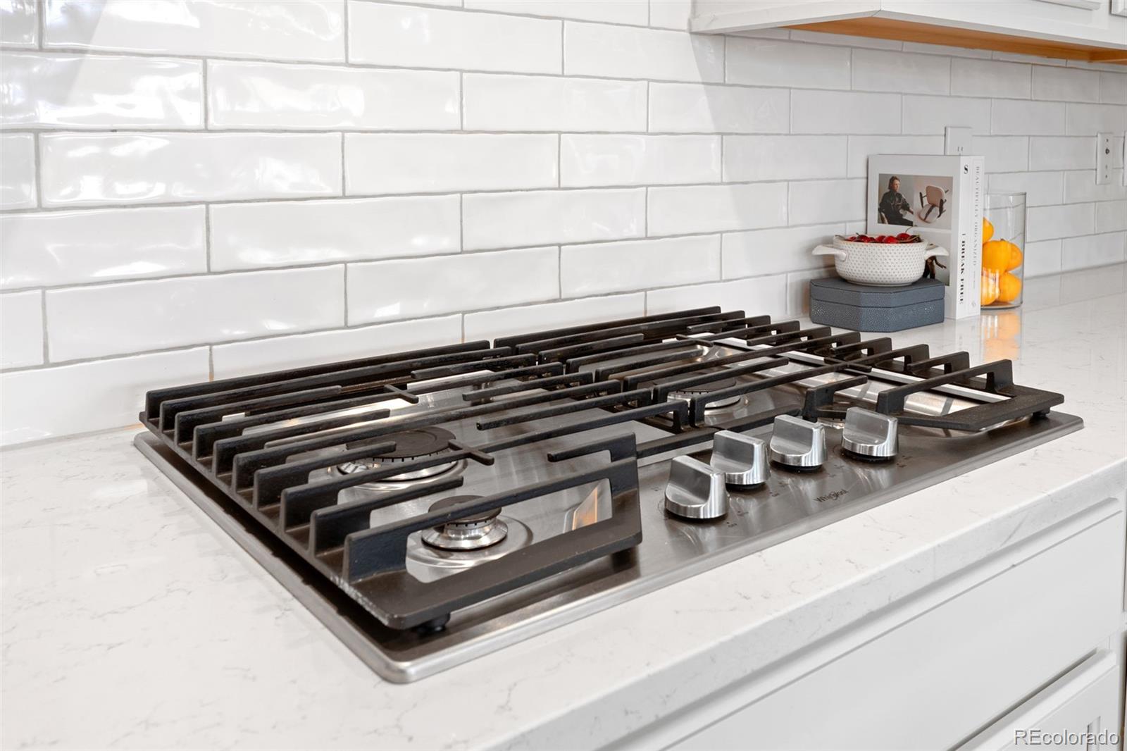 MLS Image #17 for 9751 e 62nd drive,denver, Colorado