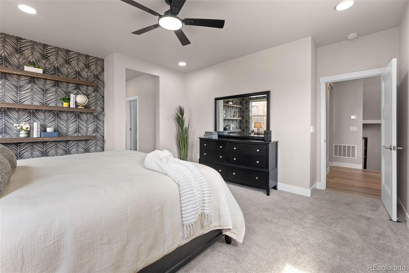 MLS Image #19 for 9751 e 62nd drive,denver, Colorado