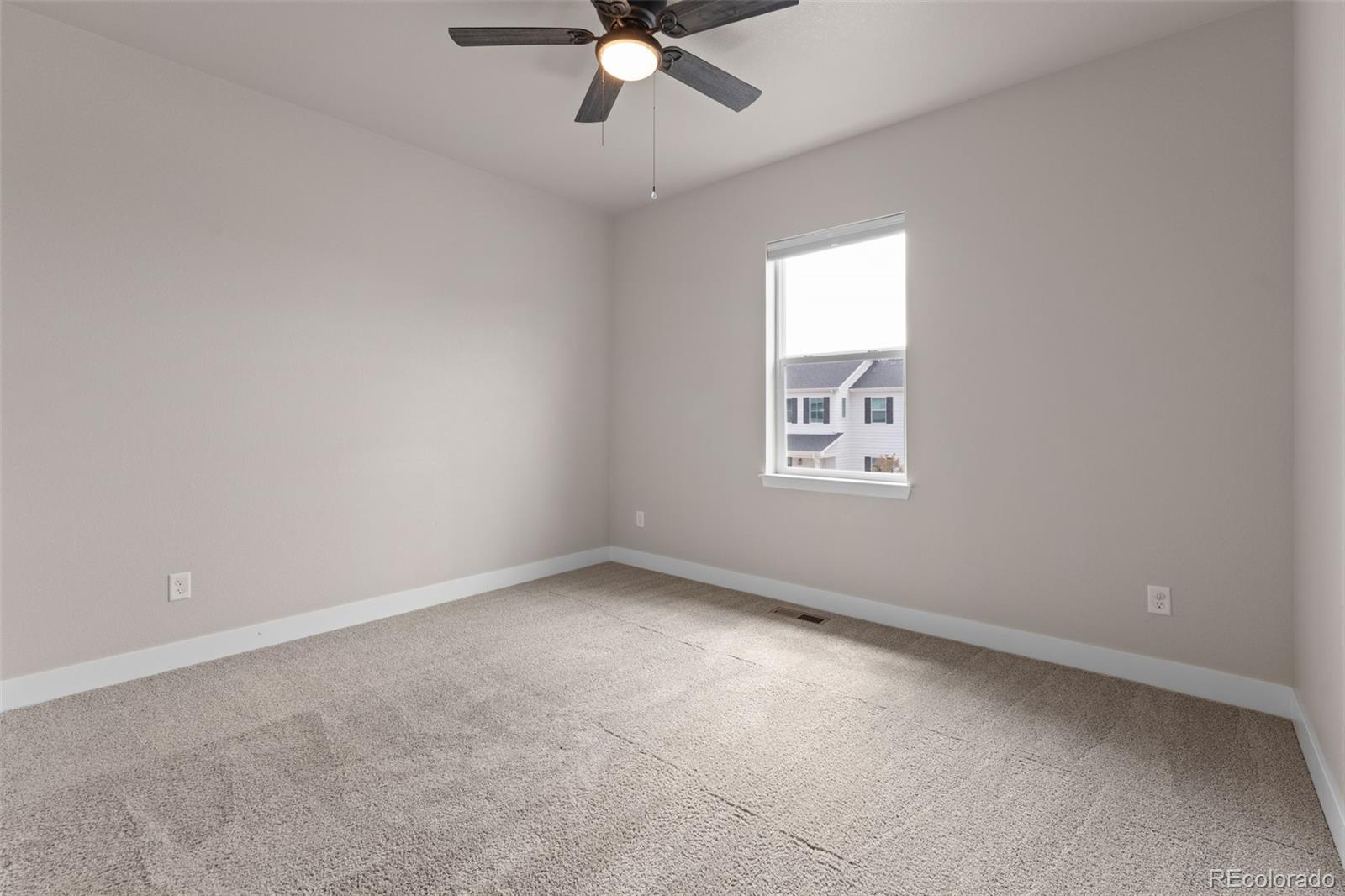 MLS Image #33 for 9751 e 62nd drive,denver, Colorado