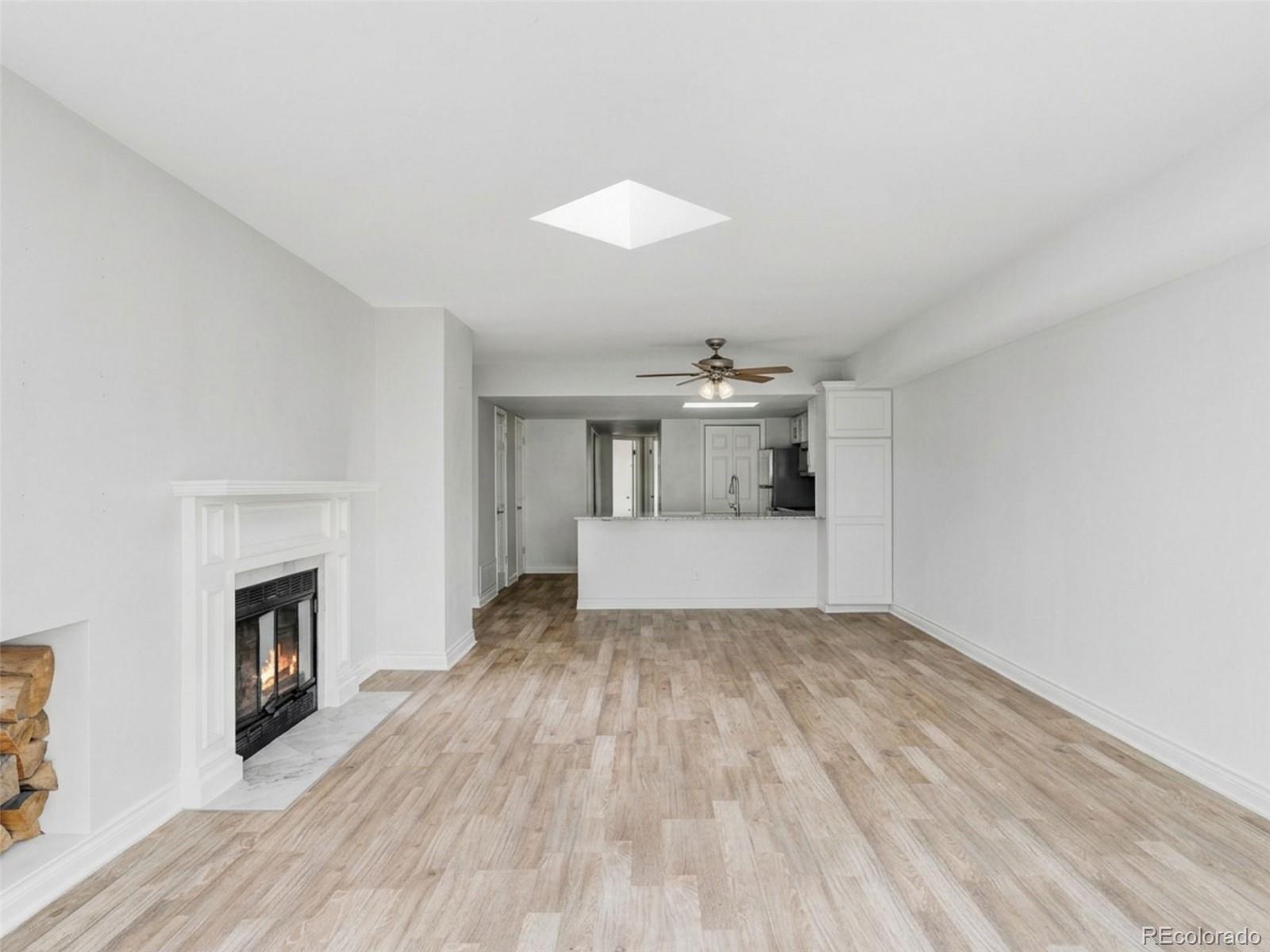 MLS Image #3 for 1226 s monaco street parkway,denver, Colorado