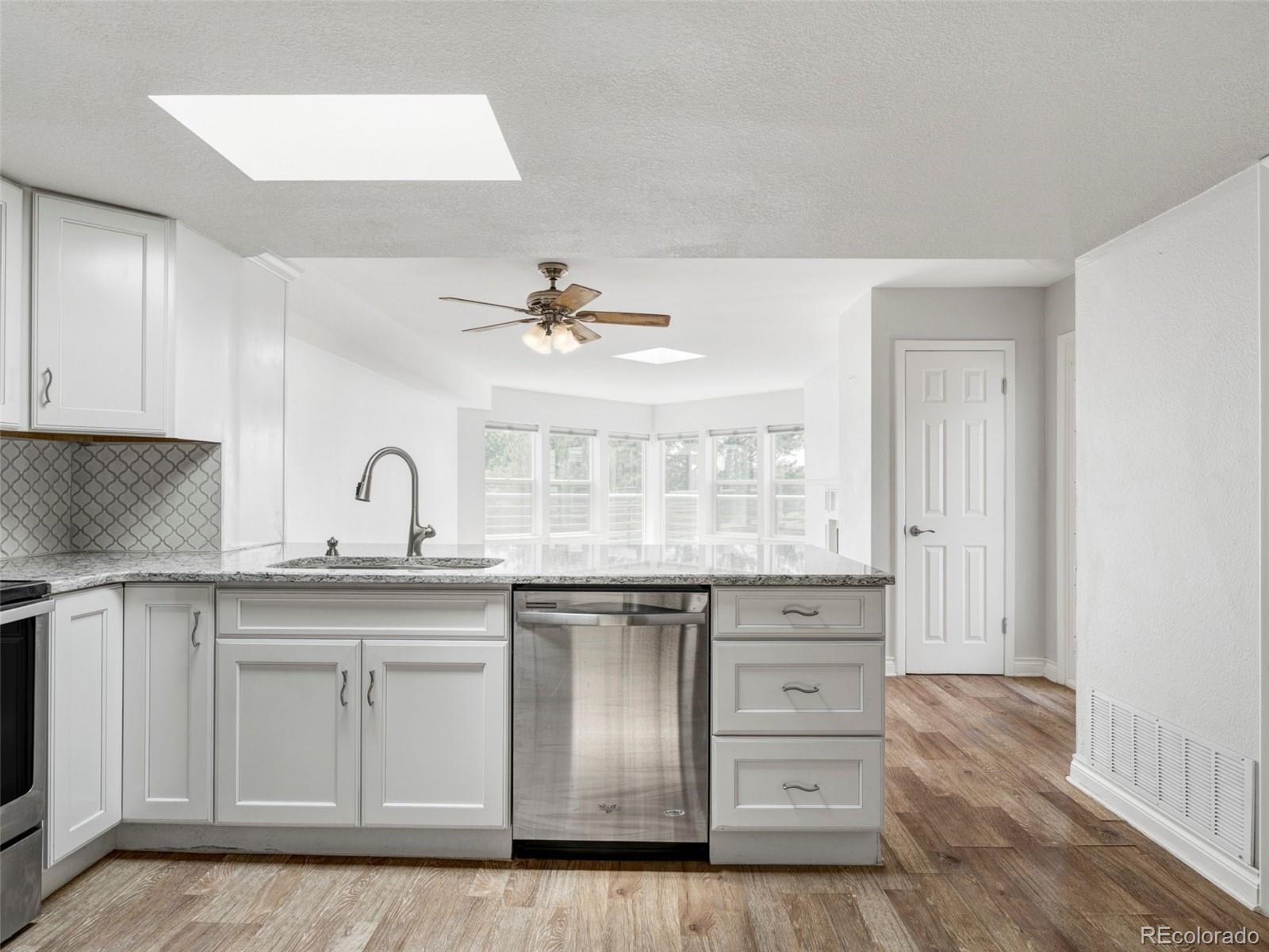 MLS Image #6 for 1226 s monaco street parkway,denver, Colorado