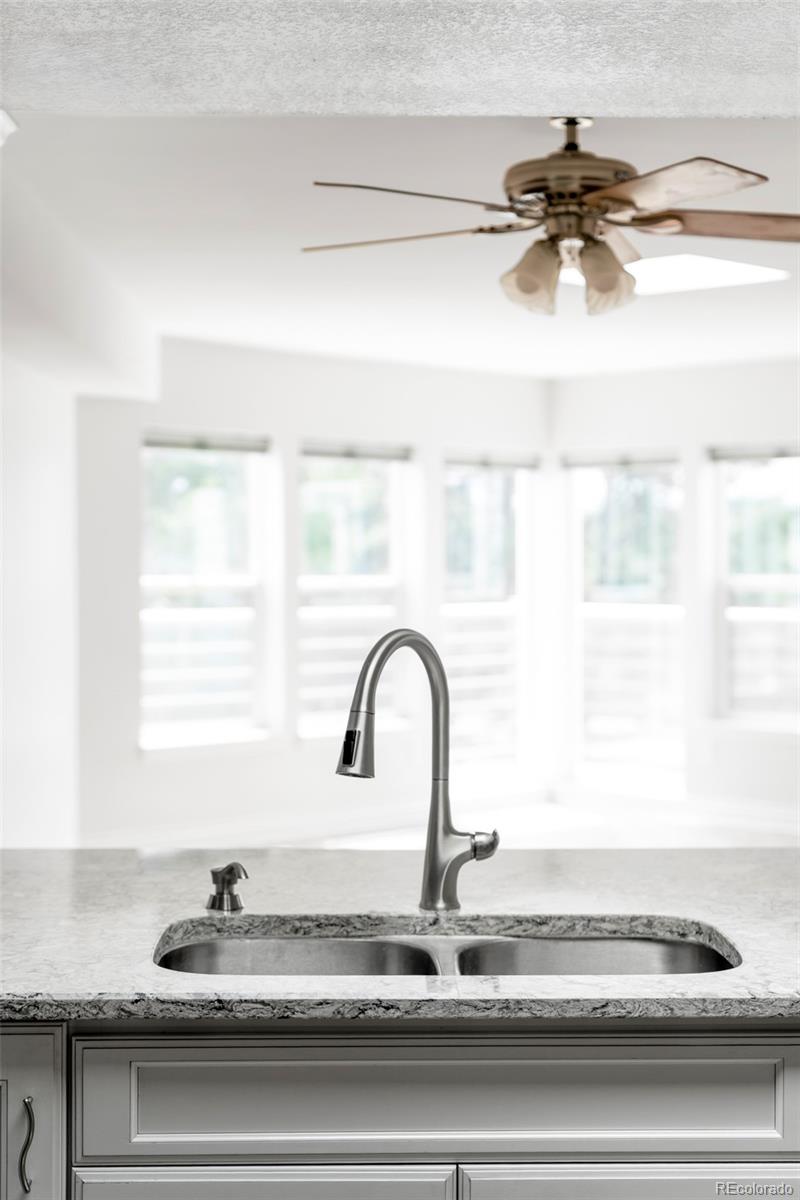 MLS Image #7 for 1226 s monaco street parkway,denver, Colorado