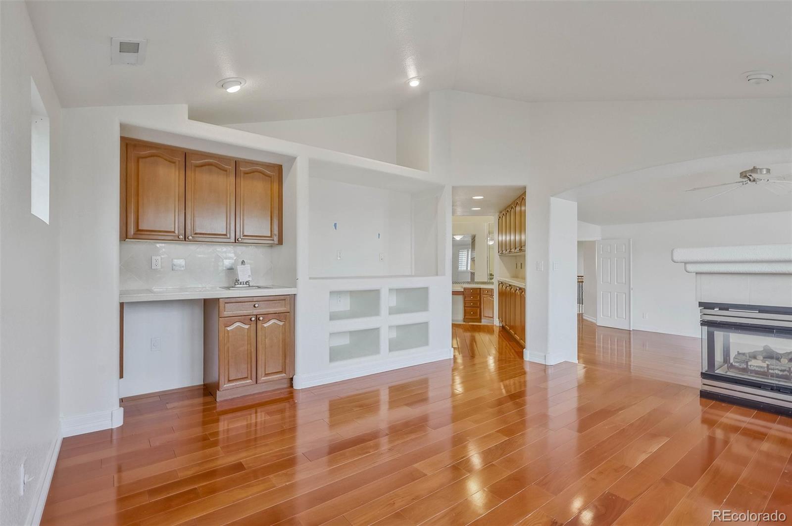 MLS Image #14 for 7018 s netherland way,aurora, Colorado
