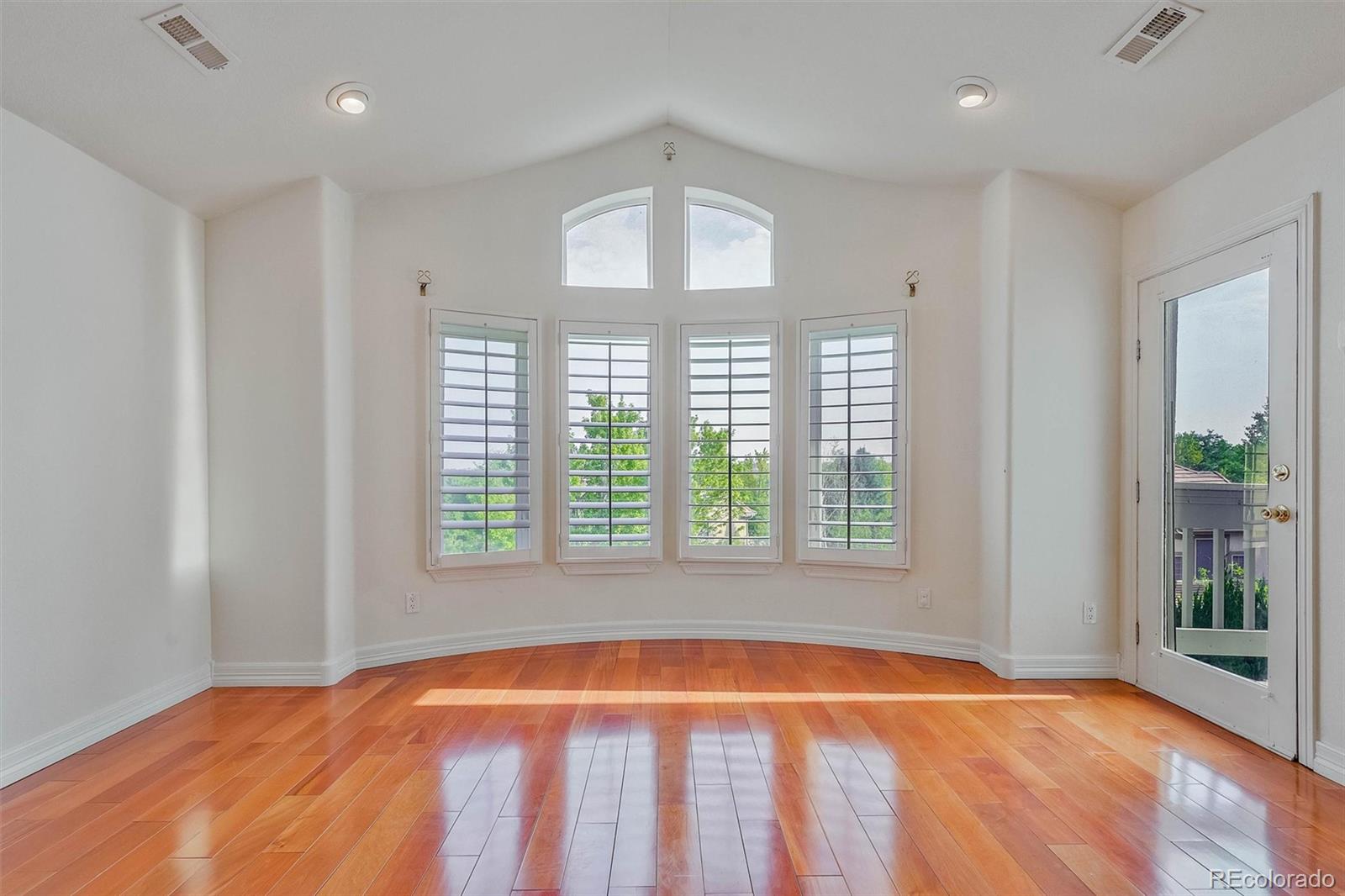 MLS Image #4 for 7018 s netherland way,aurora, Colorado