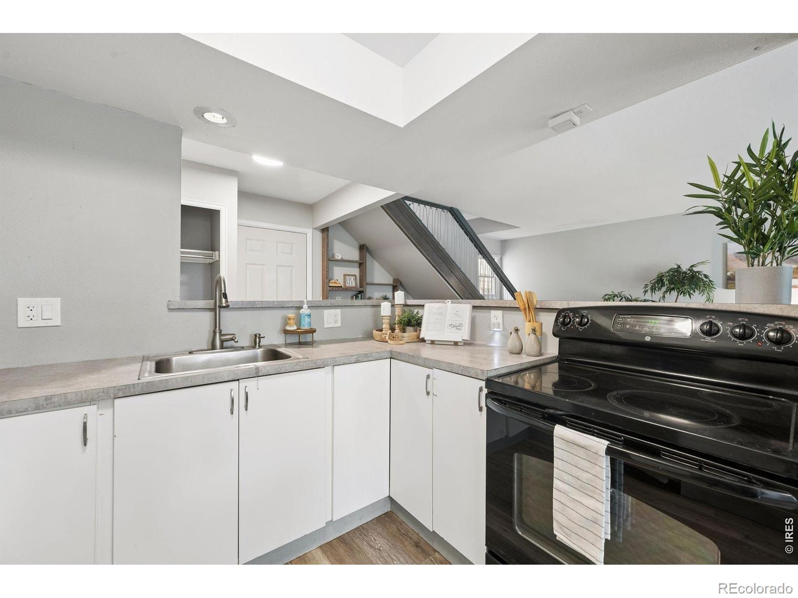 MLS Image #10 for 3000  regatta lane,fort collins, Colorado