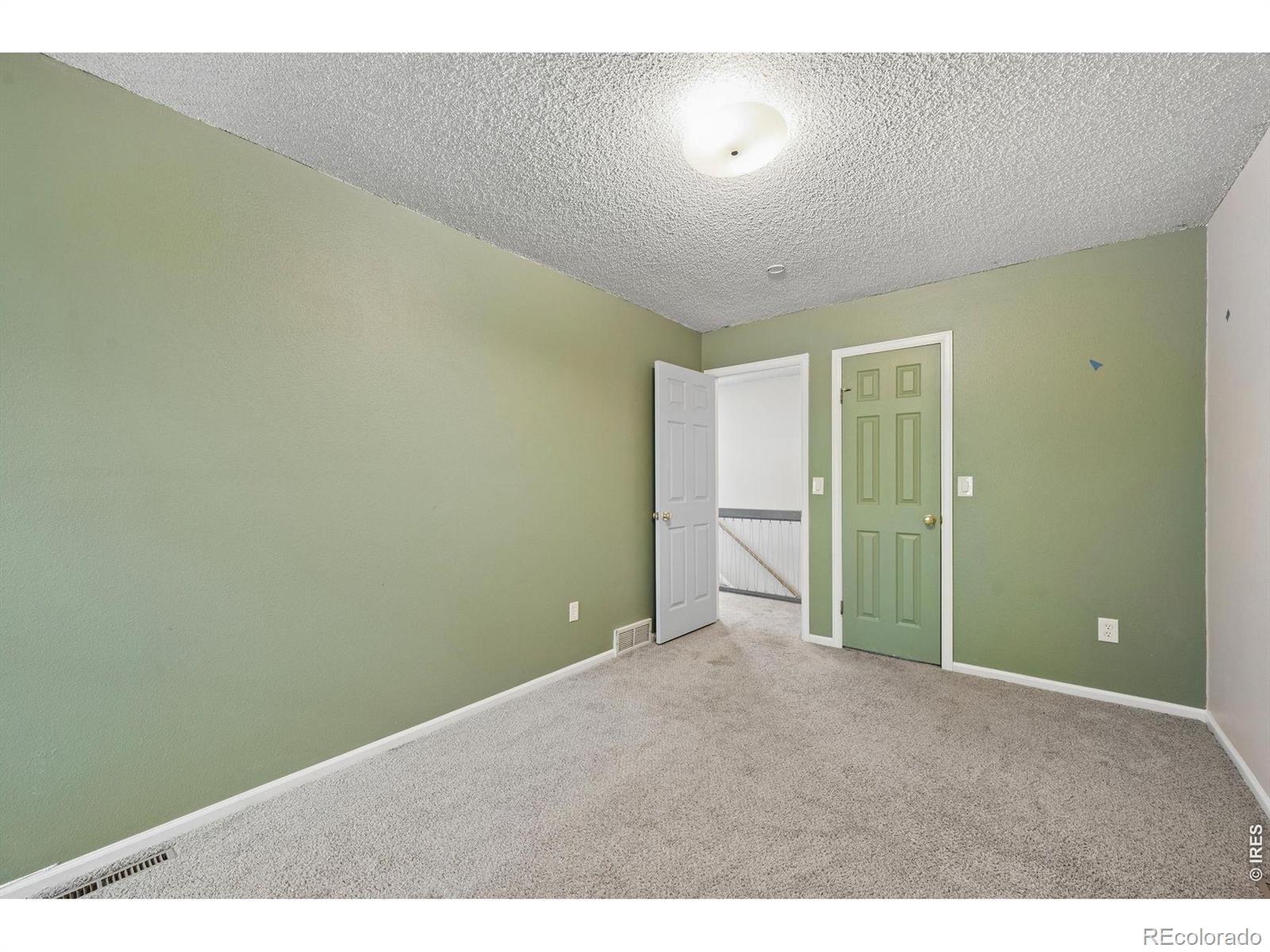 MLS Image #22 for 3000  regatta lane,fort collins, Colorado