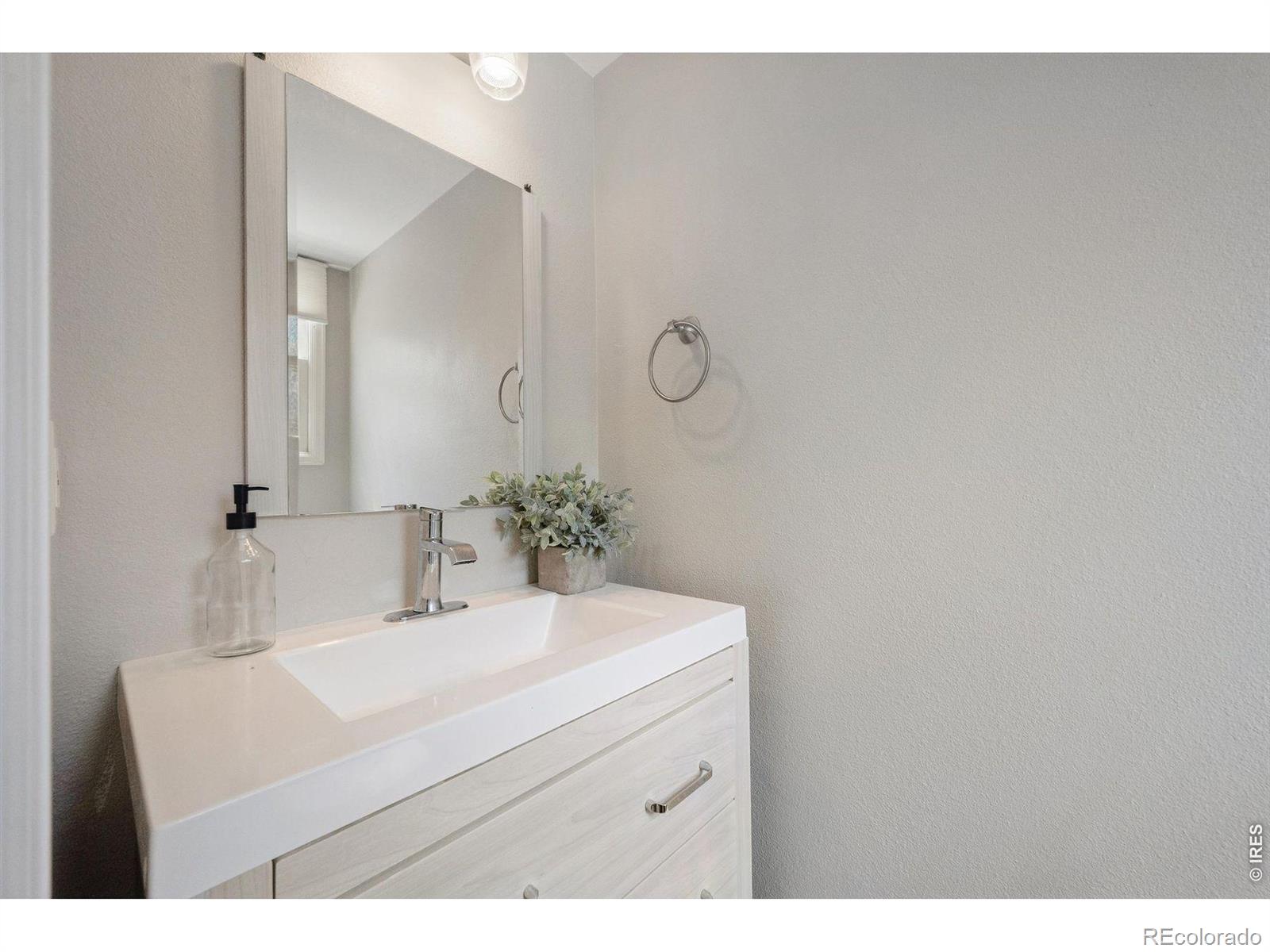 MLS Image #30 for 3000  regatta lane,fort collins, Colorado
